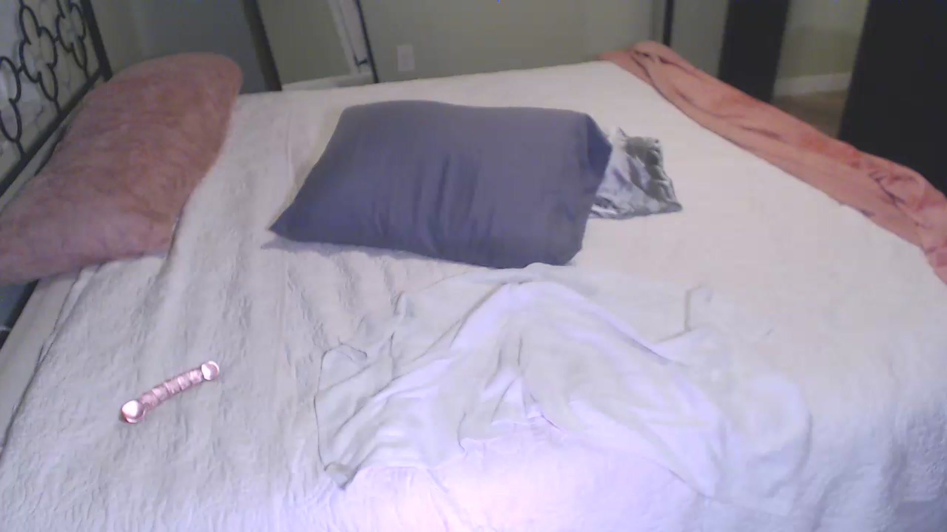 Gallery image thumbnail from ChristineAsh's myfreecams stream on, 07/17/2023, 07:25 image 8 of 20