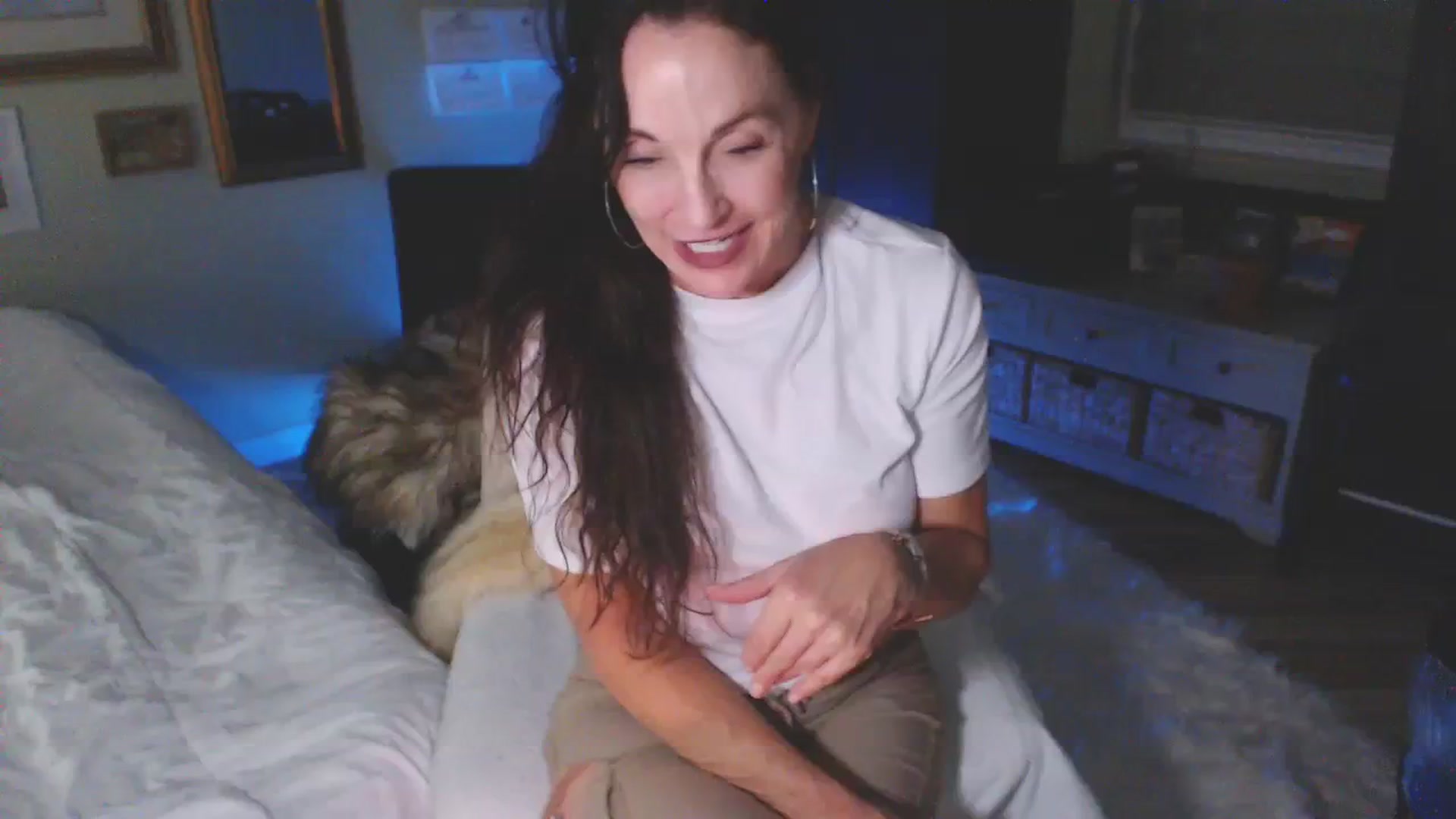 Gallery image thumbnail from ChristineAsh's myfreecams stream on, 10/10/2023, 02:42 image 17 of 20