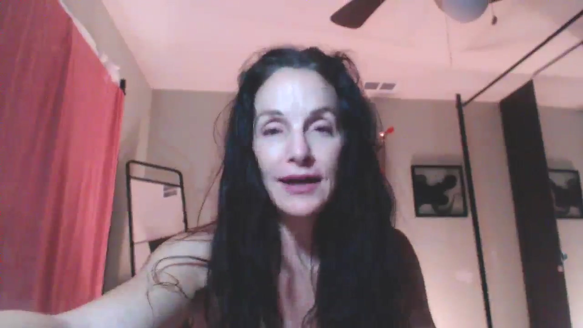 Gallery image thumbnail from ChristineAsh's myfreecams stream on, 10/30/2023, 04:45 image 15 of 20