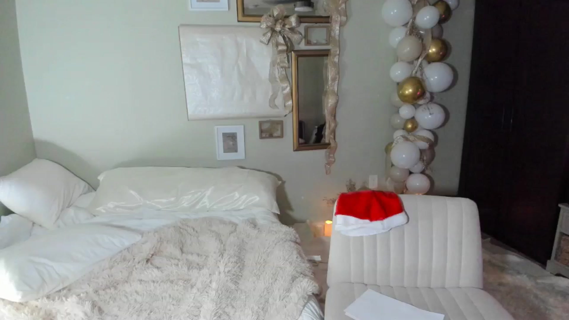 Gallery image thumbnail from ChristineAsh's myfreecams stream on, 12/03/2023, 04:26 image 11 of 20