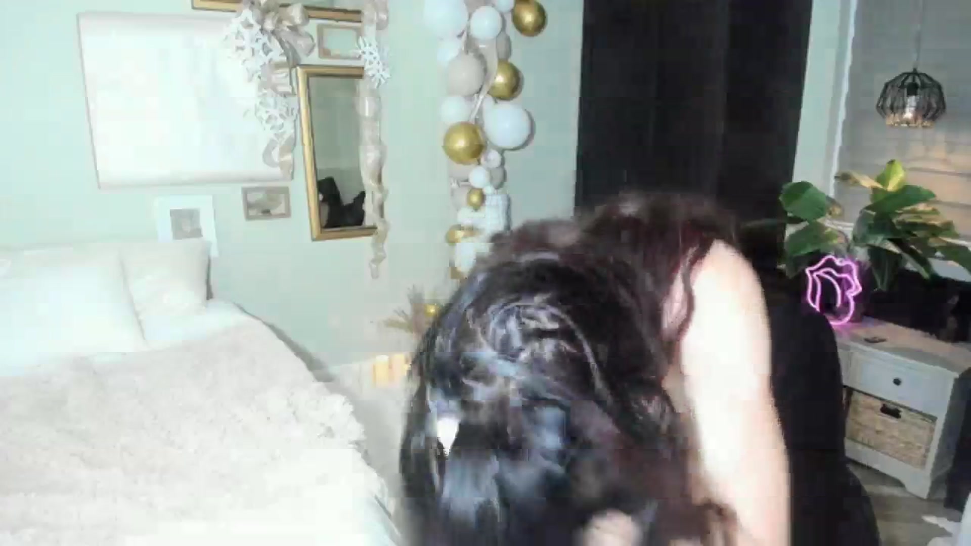 Gallery image thumbnail from ChristineAsh's myfreecams stream on, 12/08/2023, 06:58 image 7 of 20