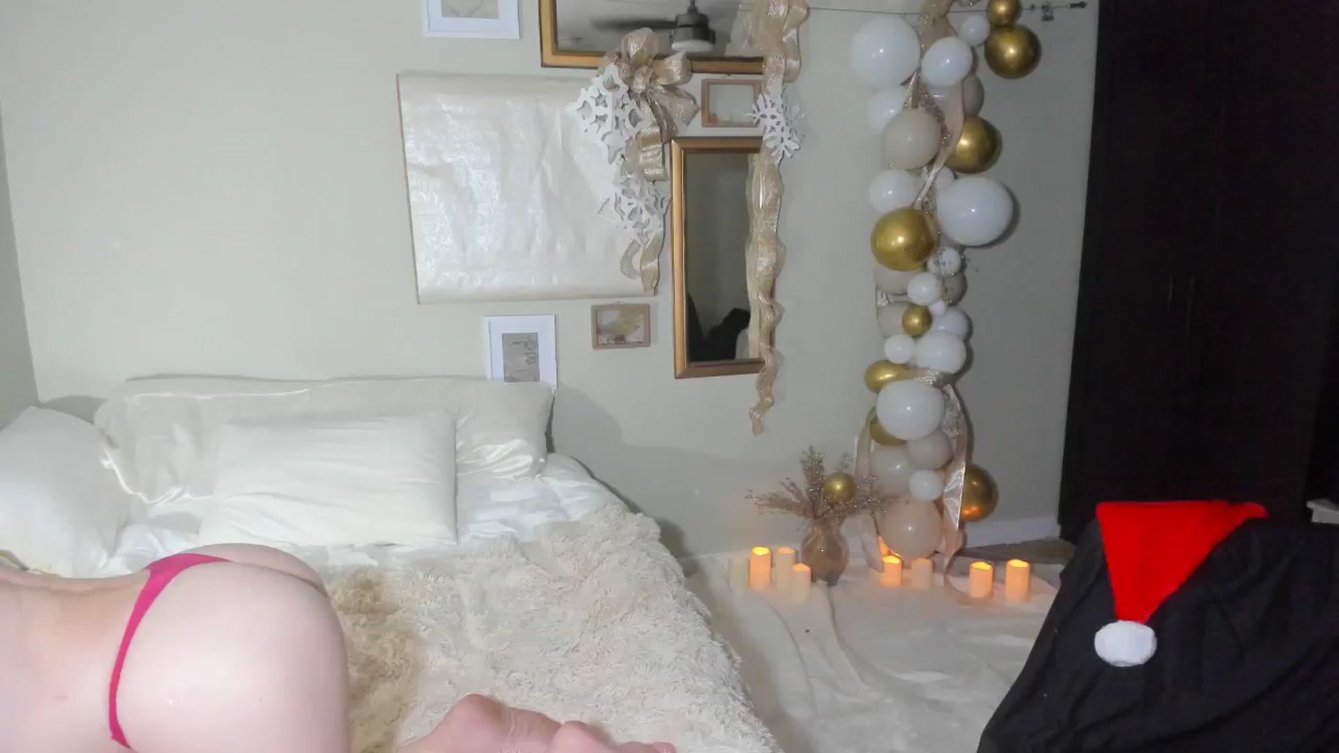 Gallery image thumbnail from ChristineAsh's myfreecams stream on, 12/08/2023, 07:50 image 6 of 20