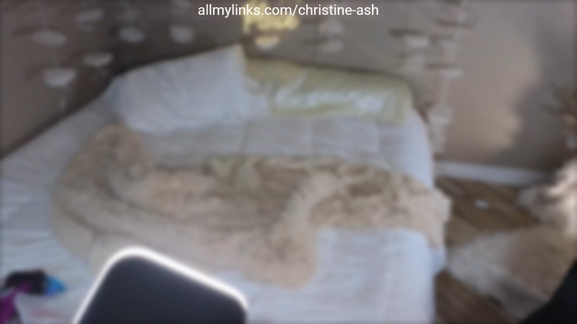 Gallery image thumbnail from ChristineAsh's myfreecams stream on, 05/28/2024, 06:30 image 8 of 20