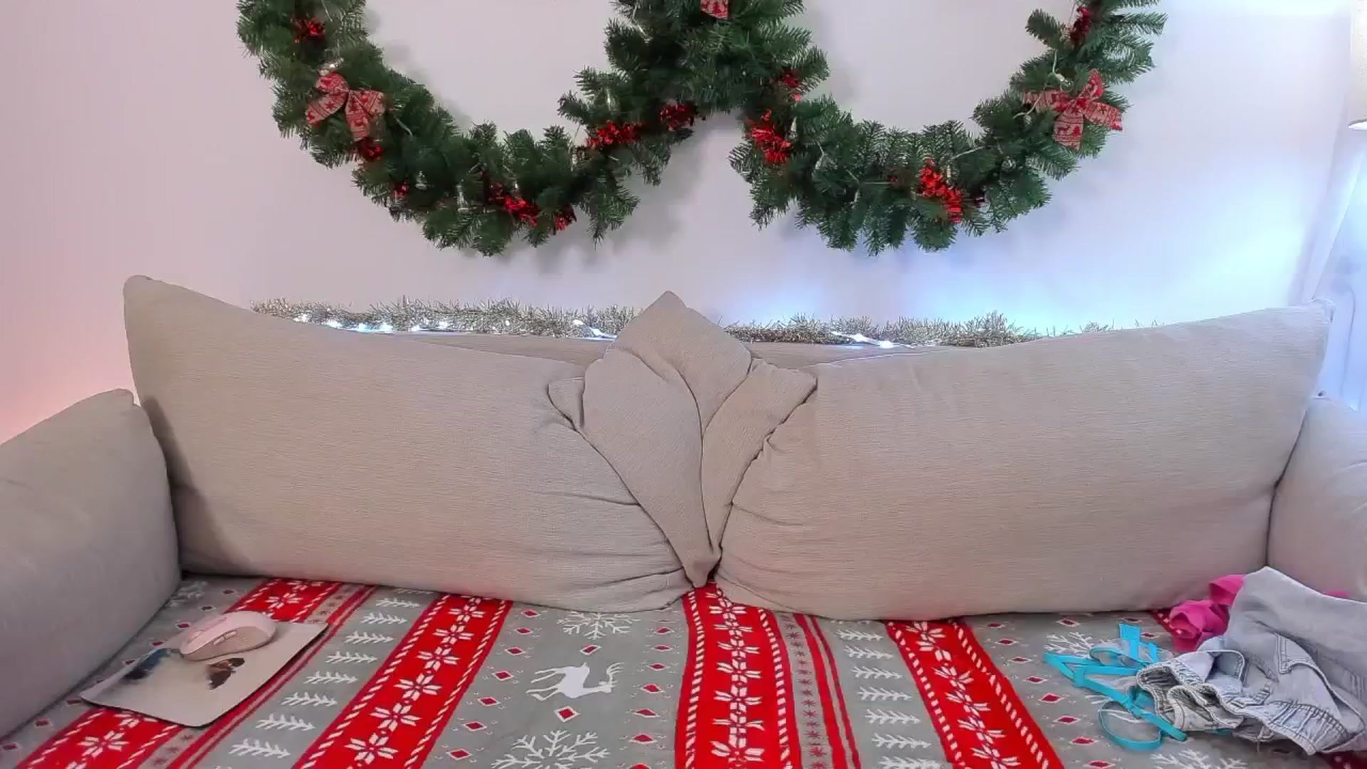 Gallery image thumbnail from ChristineCute's myfreecams stream on, 12/20/2024, 17:14 image 6 of 20