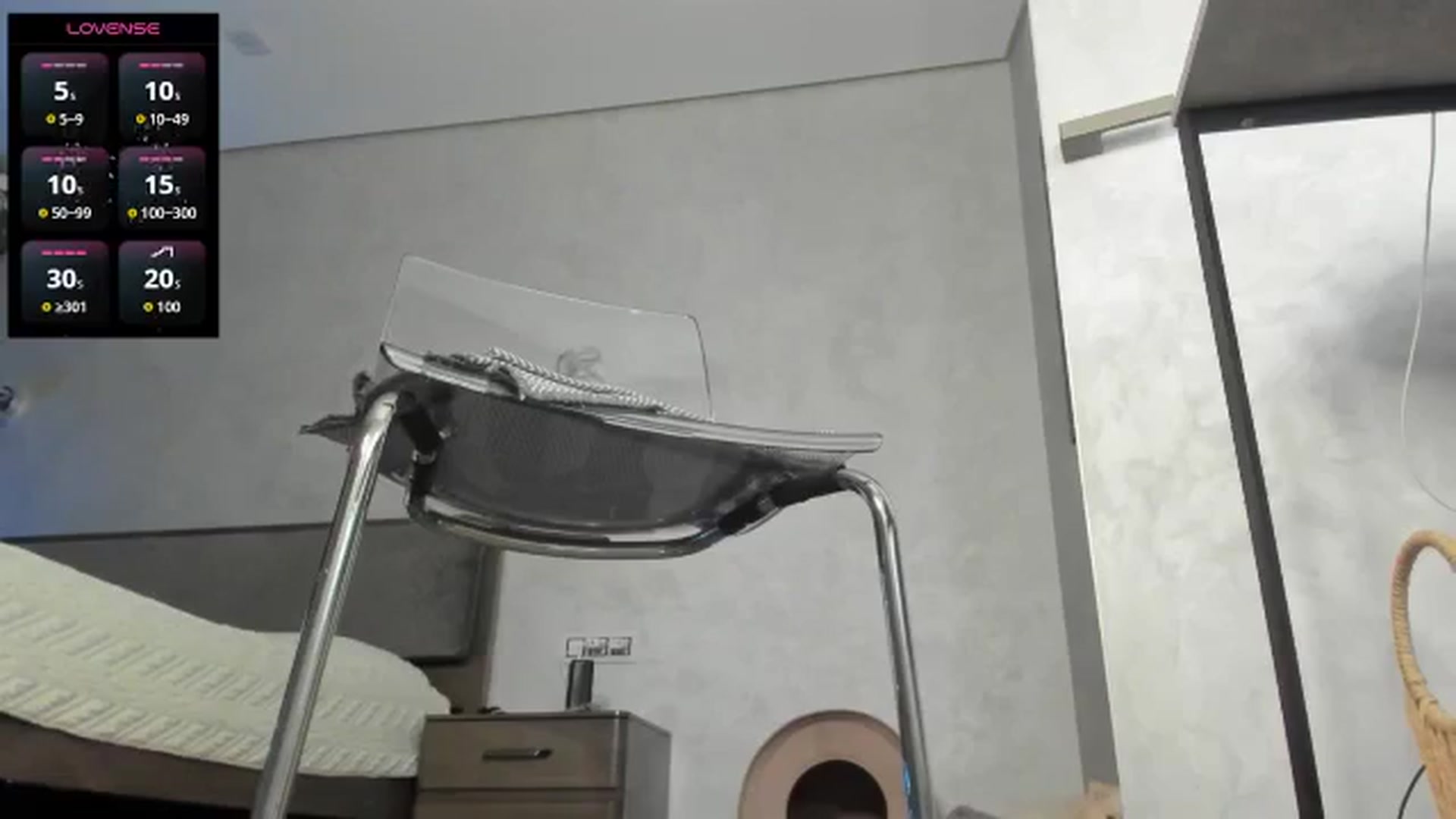 Gallery image thumbnail from ChristmasK's myfreecams stream on, 12/27/2025, 20:43 image 18 of 20