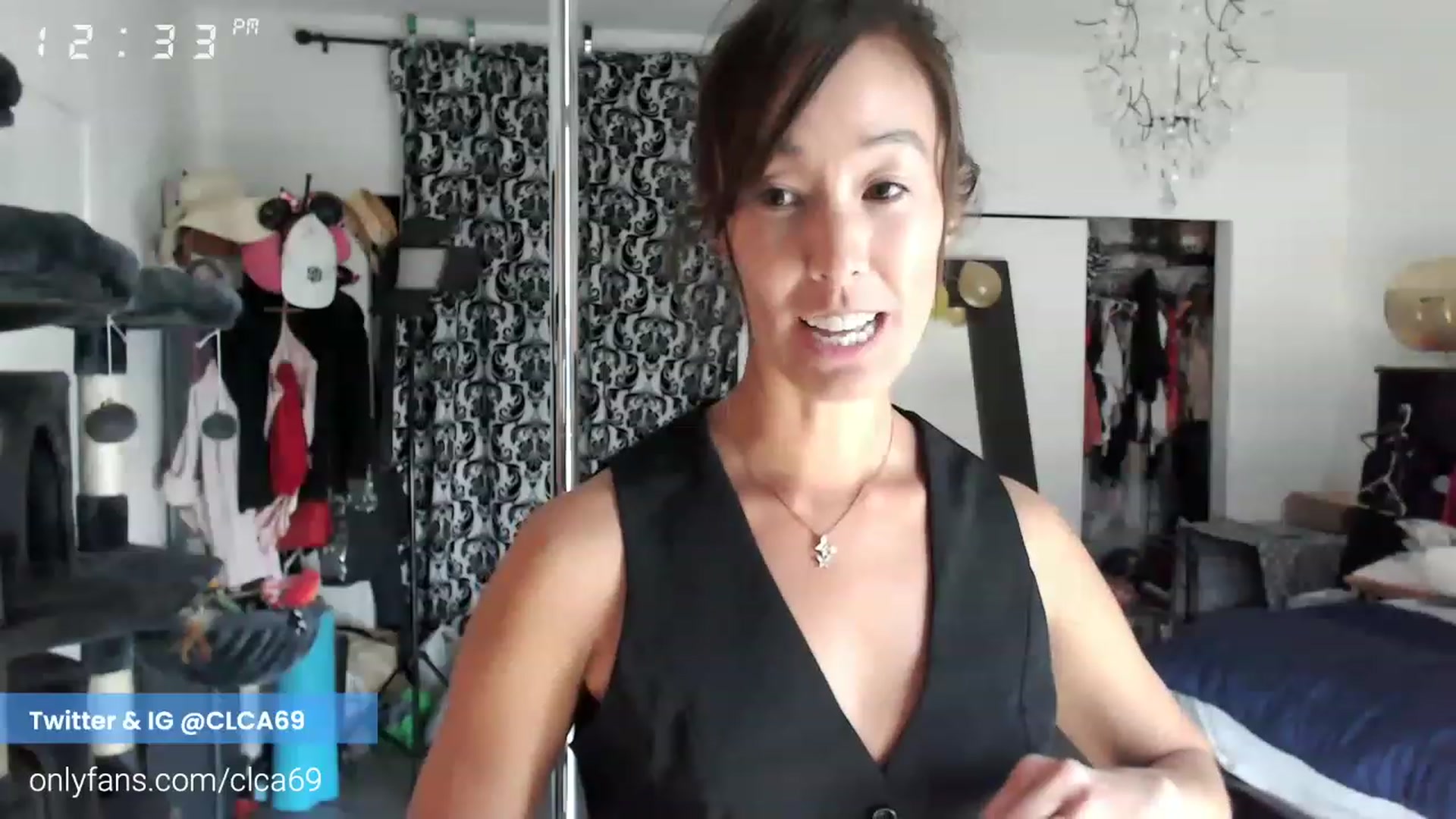 Gallery image thumbnail from Christy_Love's myfreecams stream on, 11/17/2022, 20:50 image 3 of 20