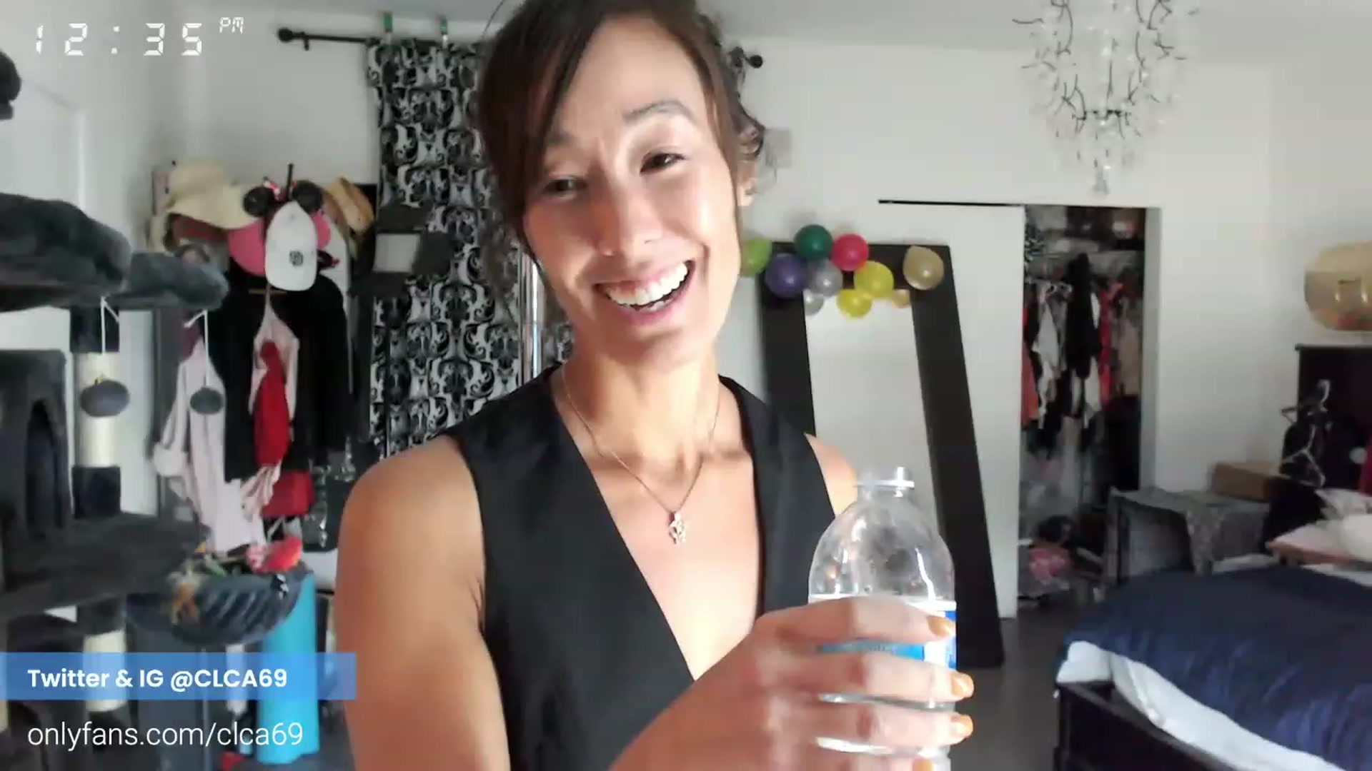 Gallery image thumbnail from Christy_Love's myfreecams stream on, 11/17/2022, 20:50 image 5 of 20