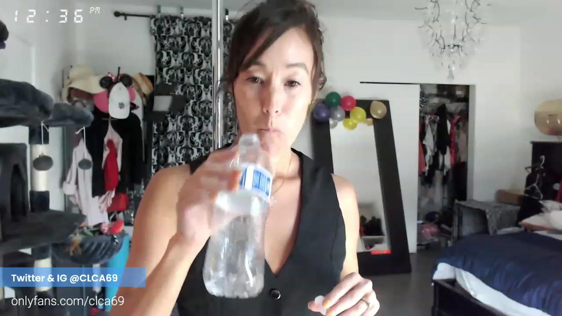 Gallery image thumbnail from Christy_Love's myfreecams stream on, 11/17/2022, 20:50 image 6 of 20