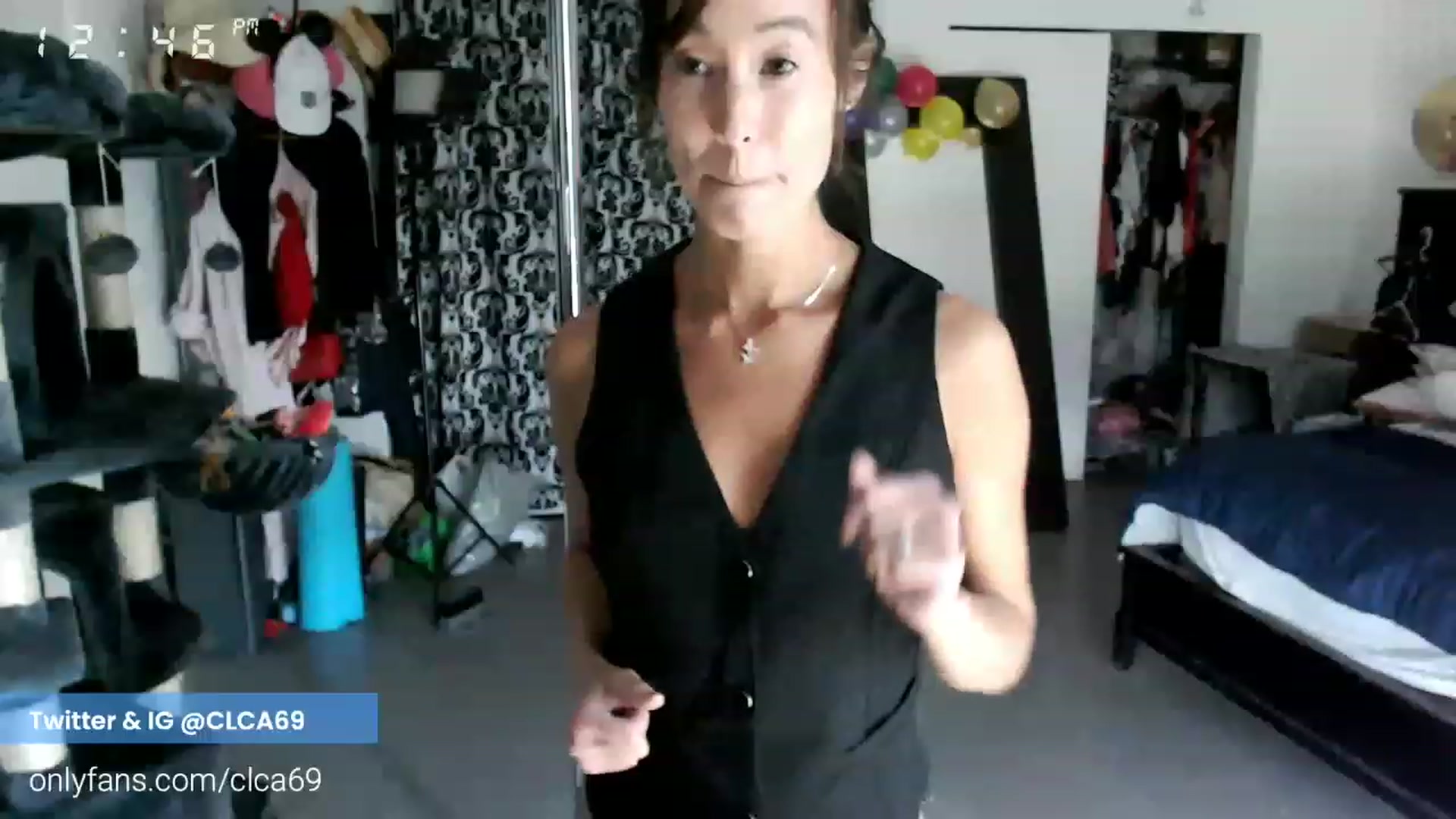 Gallery image thumbnail from Christy_Love's myfreecams stream on, 11/17/2022, 20:50 image 18 of 20