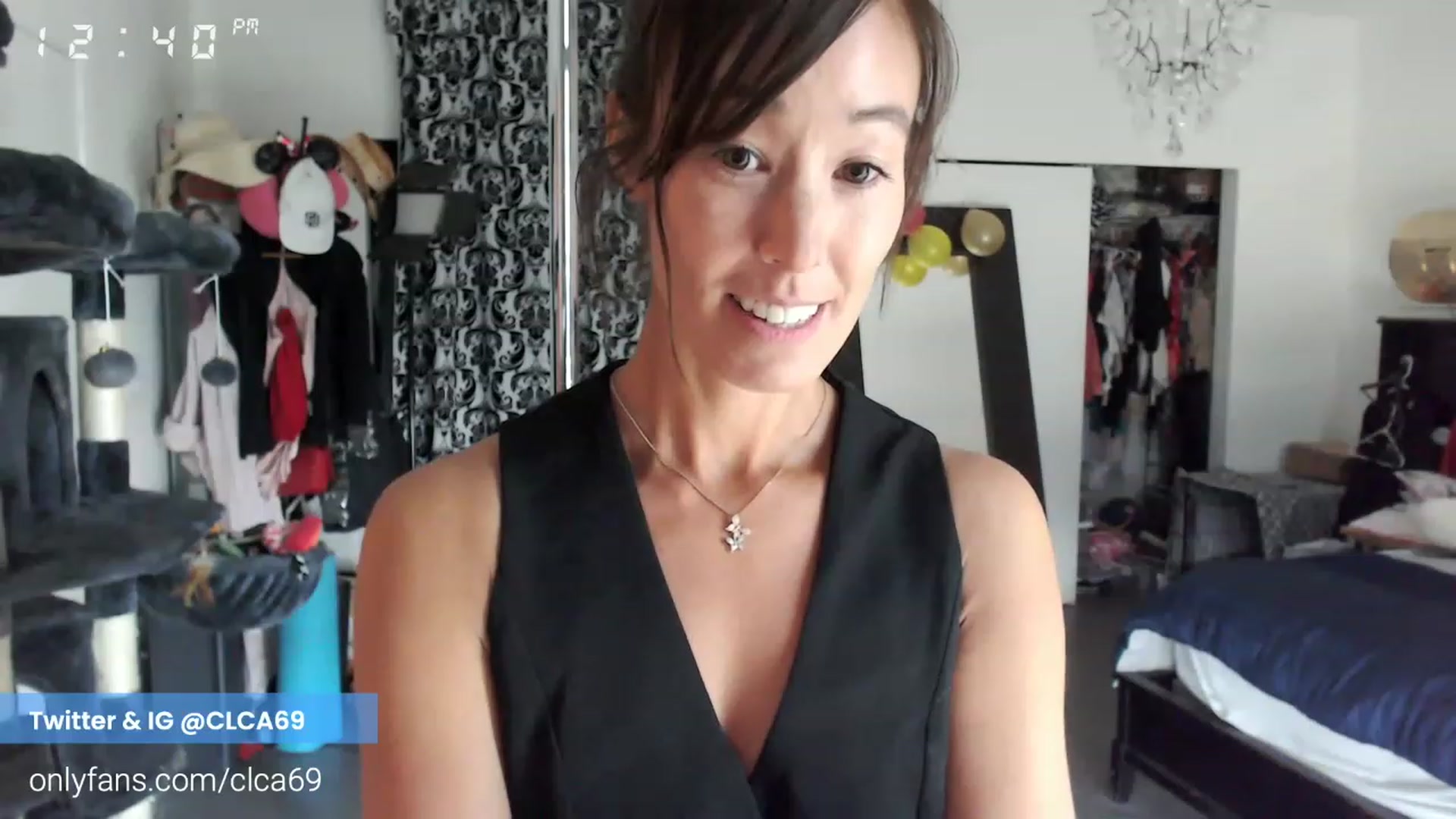 Gallery image thumbnail from Christy_Love's myfreecams stream on, 11/17/2022, 20:50 image 11 of 20