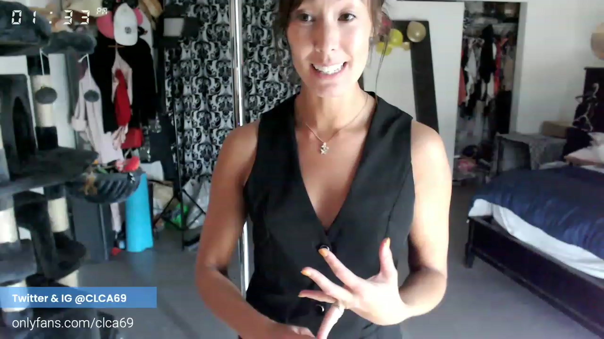 Gallery image thumbnail from Christy_Love's myfreecams stream on, 11/18/2022, 01:36 image 12 of 20