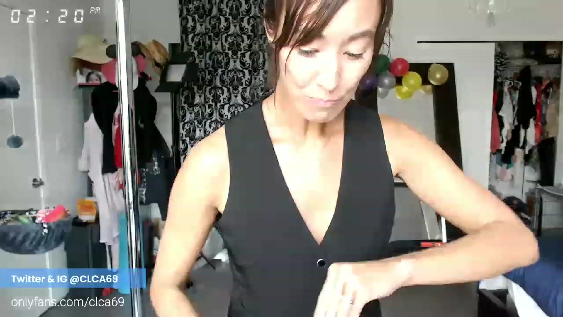 Gallery image thumbnail from Christy_Love's myfreecams stream on, 11/17/2022, 23:02 image 2 of 20