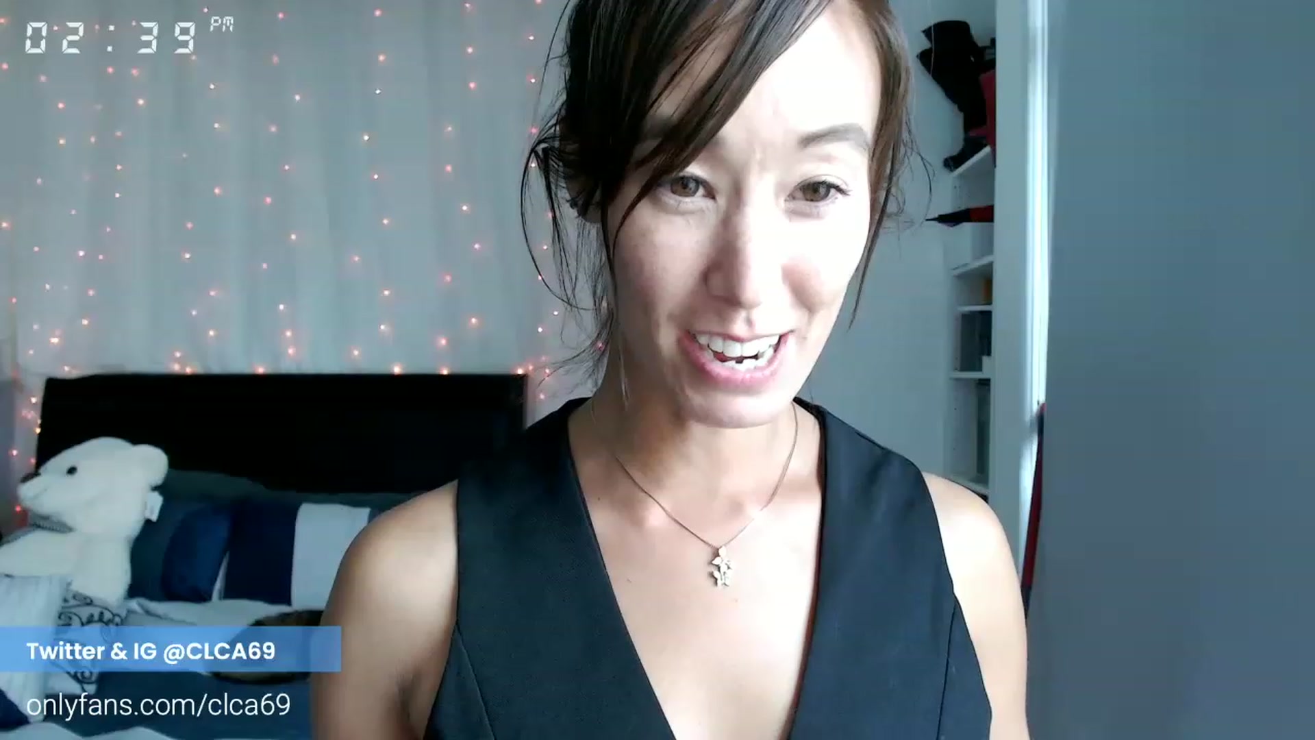 Gallery image thumbnail from Christy_Love's myfreecams stream on, 11/17/2022, 23:02 image 11 of 20