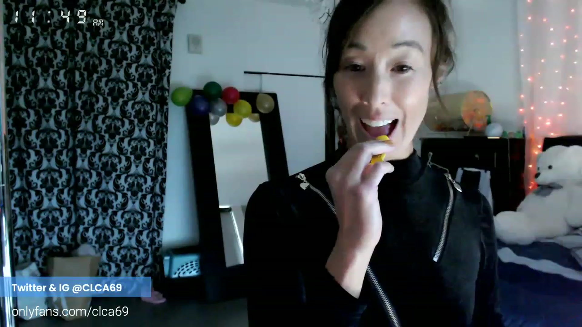 Gallery image thumbnail from Christy_Love's myfreecams stream on, 11/21/2022, 20:37 image 9 of 20