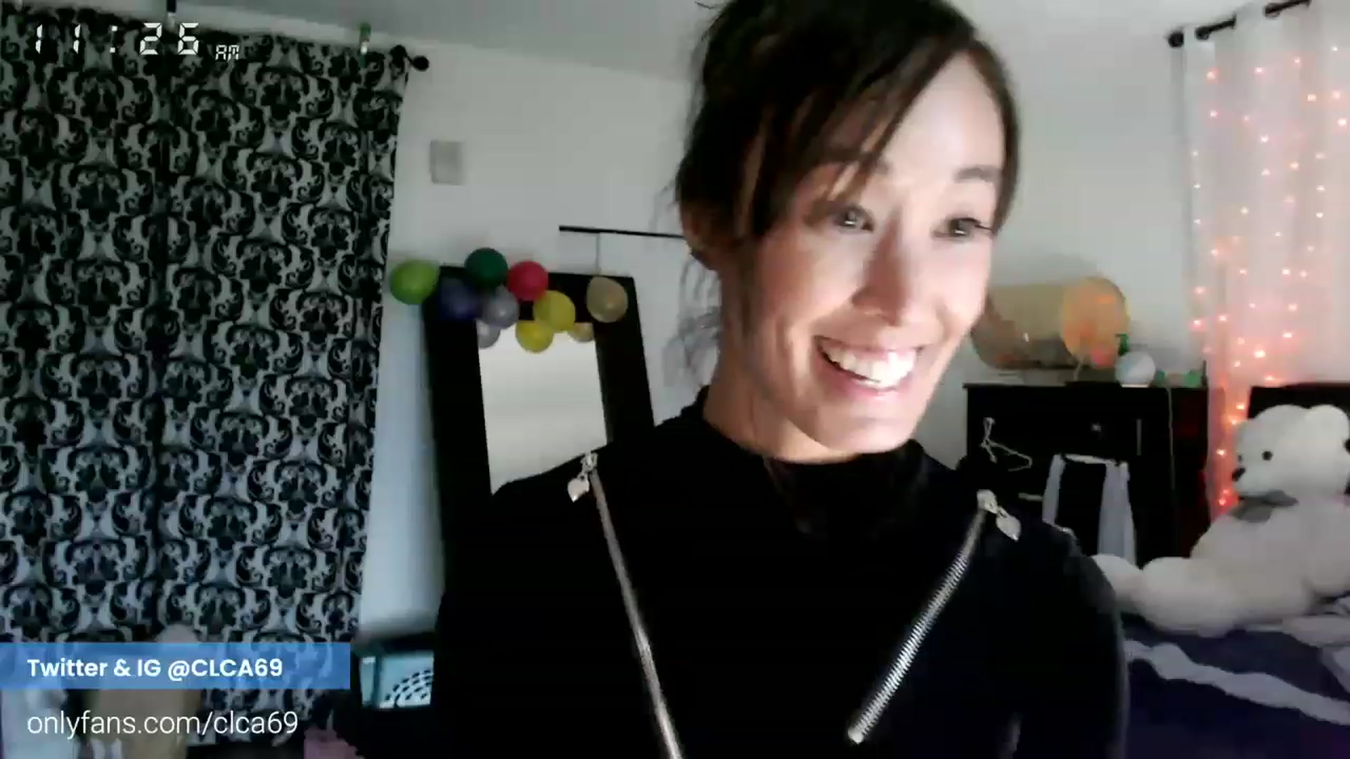 Gallery image thumbnail from Christy_Love's myfreecams stream on, 11/21/2022, 20:37 image 3 of 20