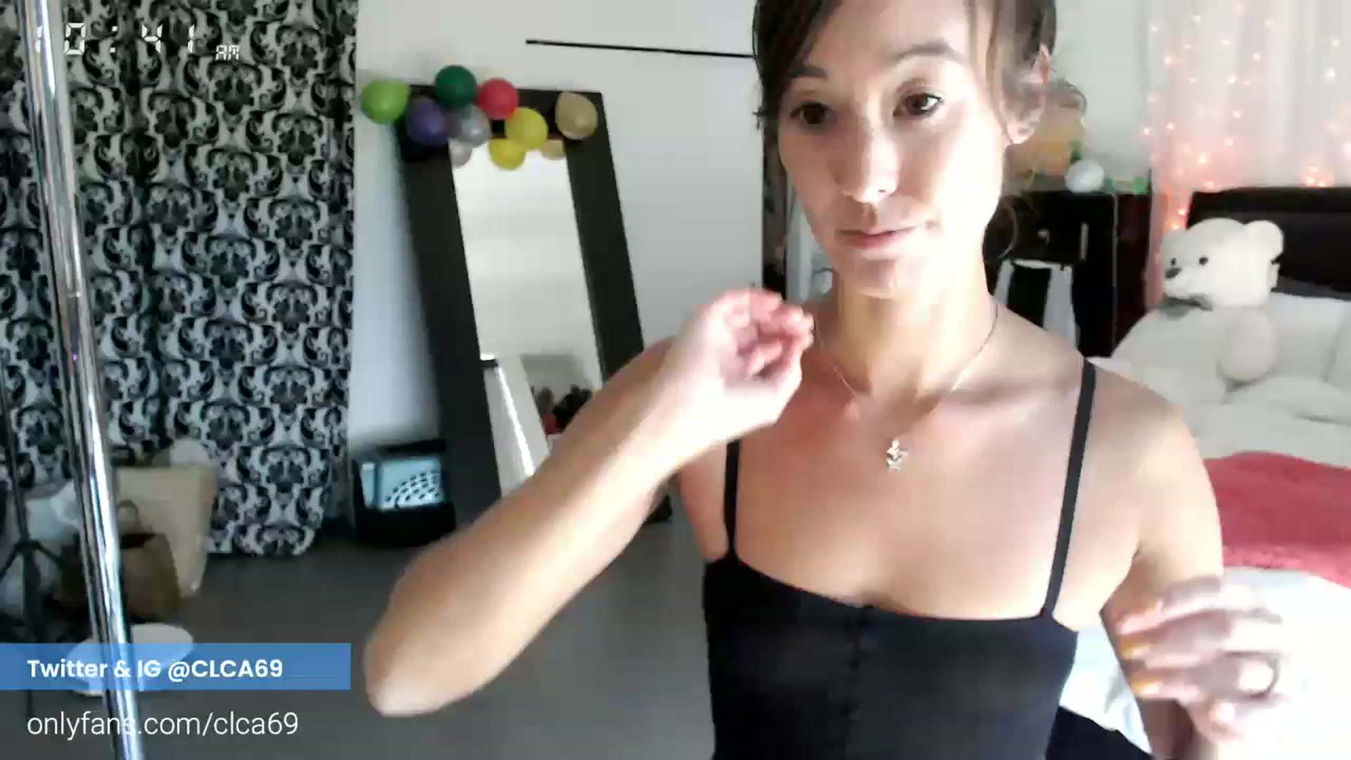 Gallery image thumbnail from Christy_Love's myfreecams stream on, 11/22/2022, 18:47 image 12 of 20