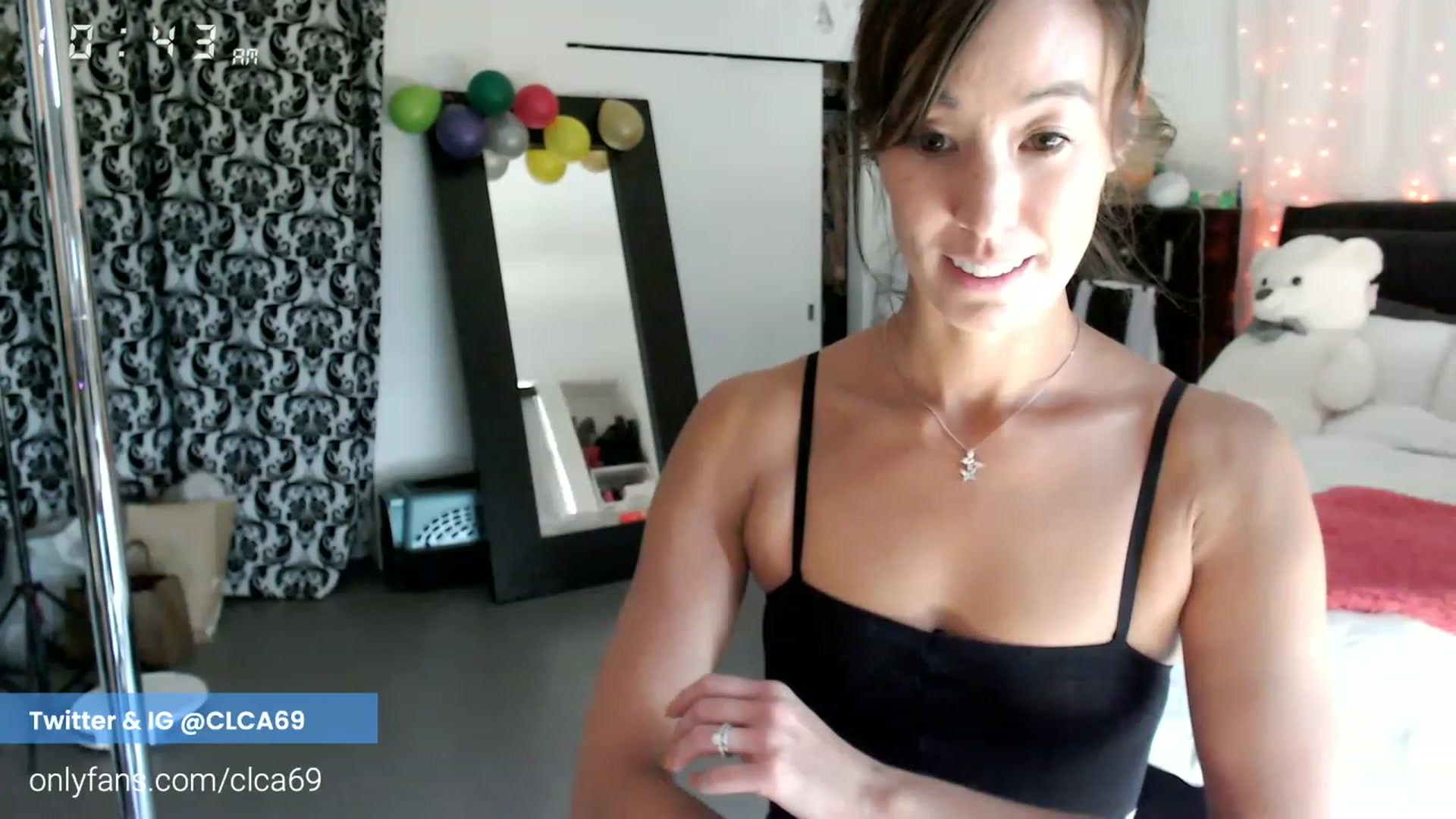 Gallery image thumbnail from Christy_Love's myfreecams stream on, 11/22/2022, 18:47 image 15 of 20
