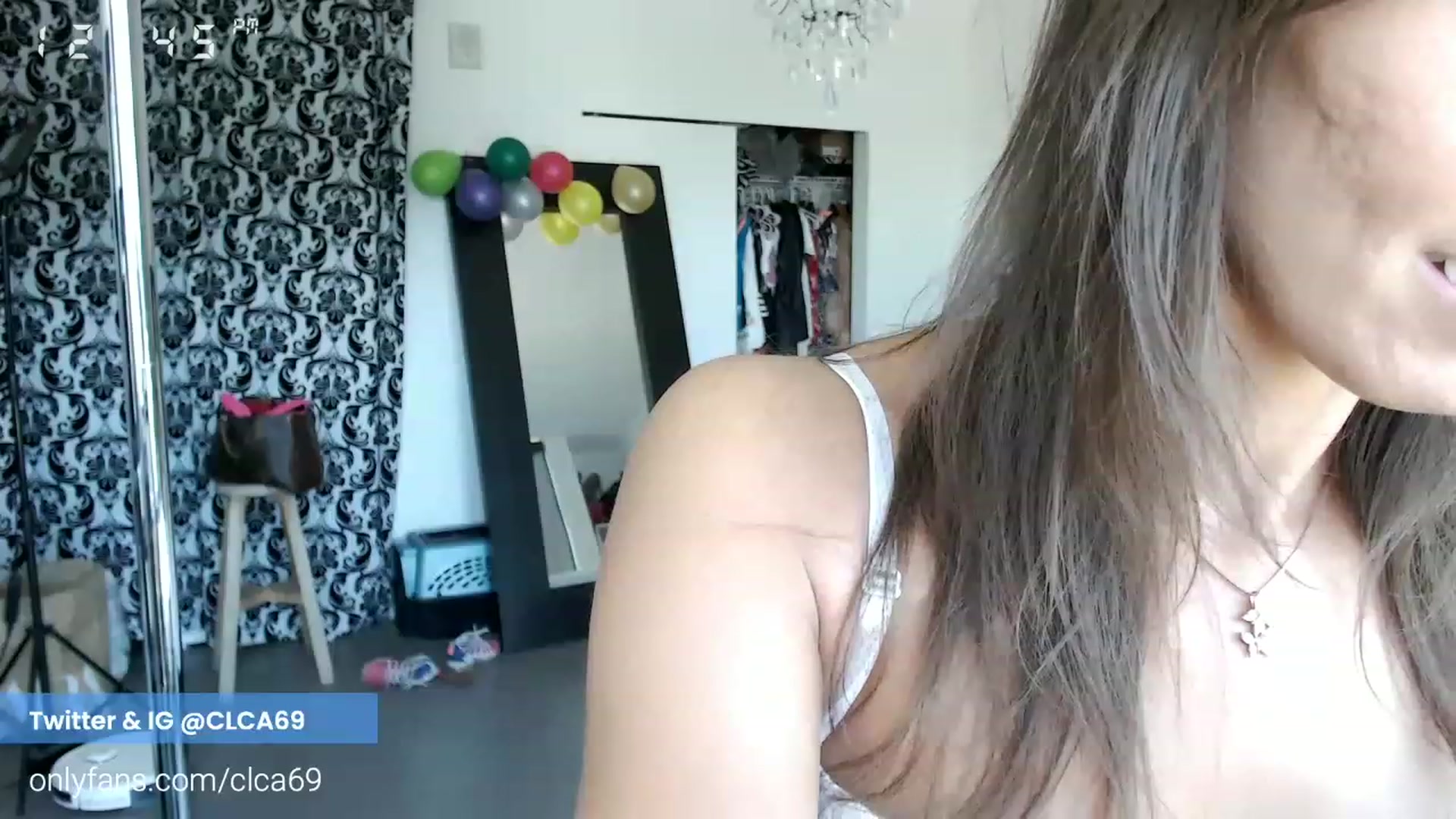 Gallery image thumbnail from Christy_Love's myfreecams stream on, 11/24/2022, 21:17 image 10 of 20