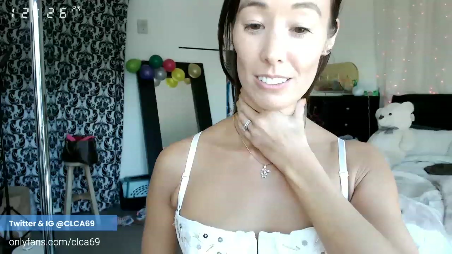 Gallery image thumbnail from Christy_Love's myfreecams stream on, 11/24/2022, 21:17 image 3 of 20