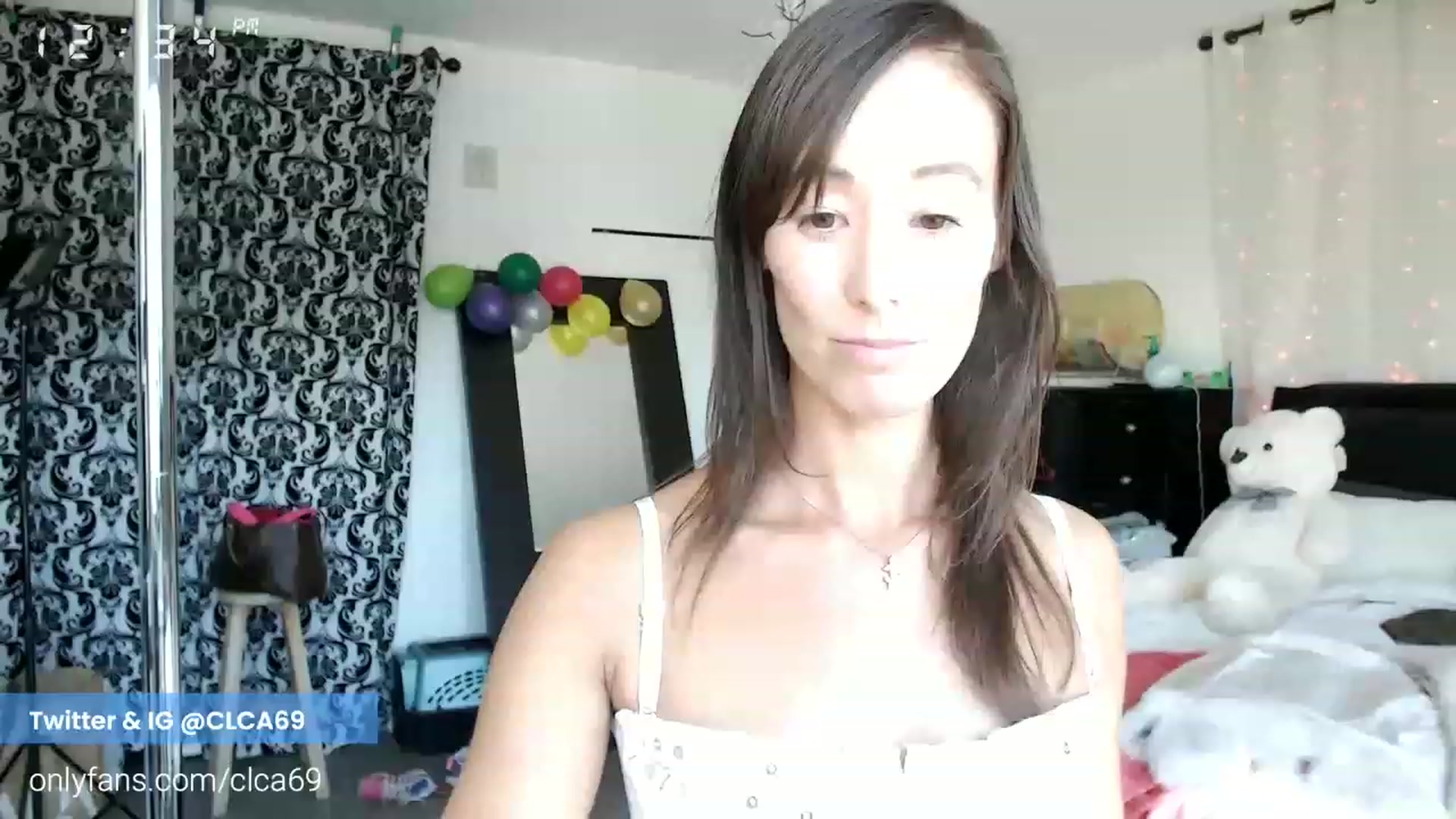 Gallery image thumbnail from Christy_Love's myfreecams stream on, 11/24/2022, 21:17 image 6 of 20