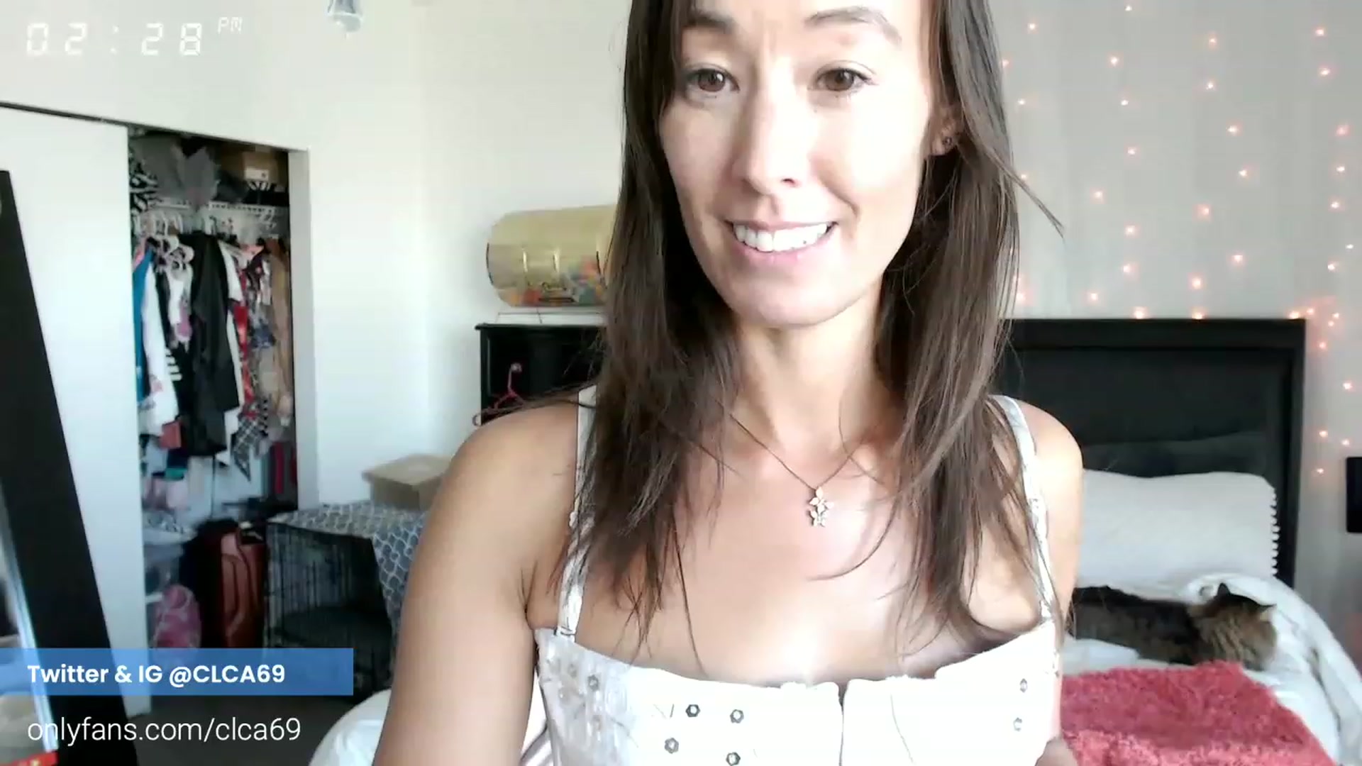 Gallery image thumbnail from Christy_Love's myfreecams stream on, 11/24/2022, 23:02 image 2 of 20