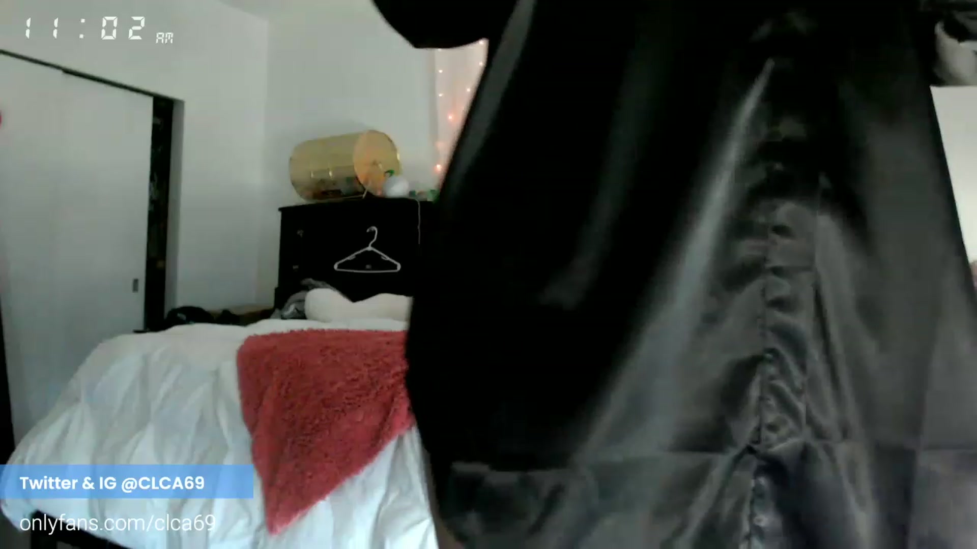 Gallery image thumbnail from Christy_Love's myfreecams stream on, 11/26/2022, 19:07 image 14 of 20