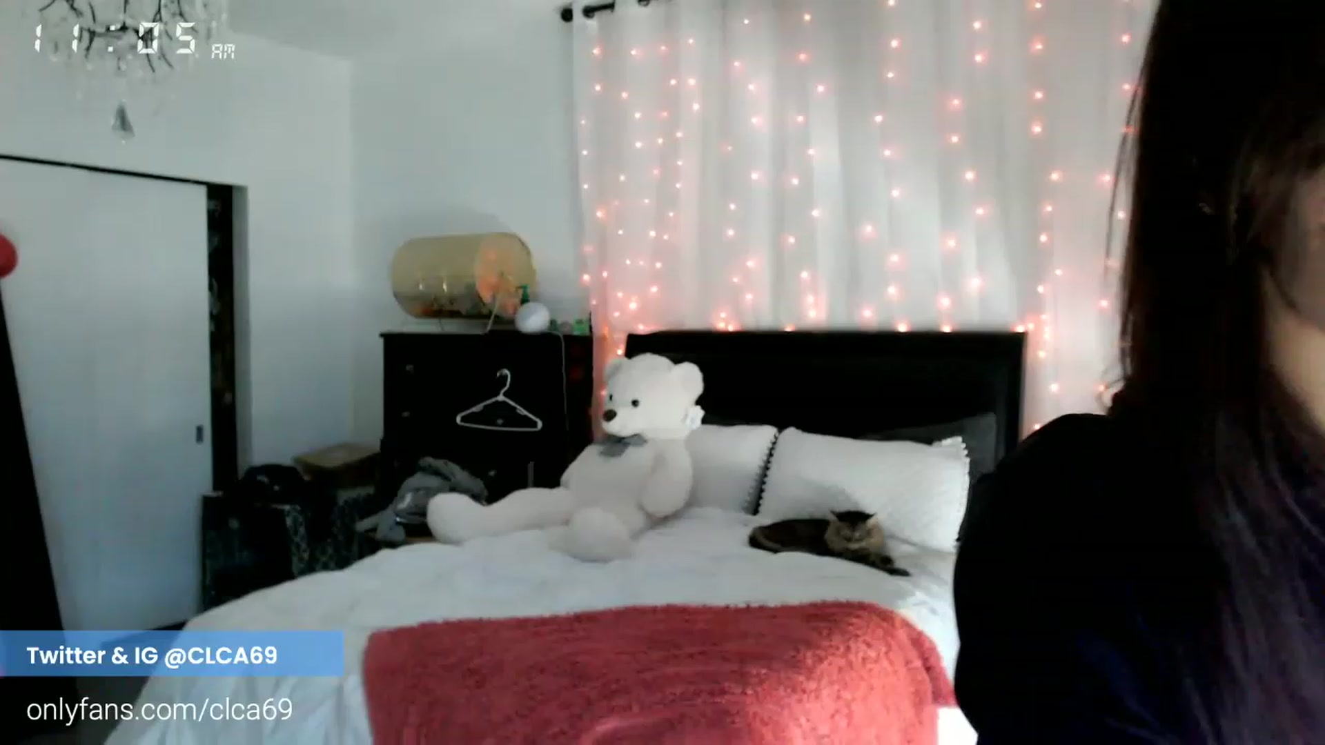 Gallery image thumbnail from Christy_Love's myfreecams stream on, 11/26/2022, 19:07 image 19 of 20