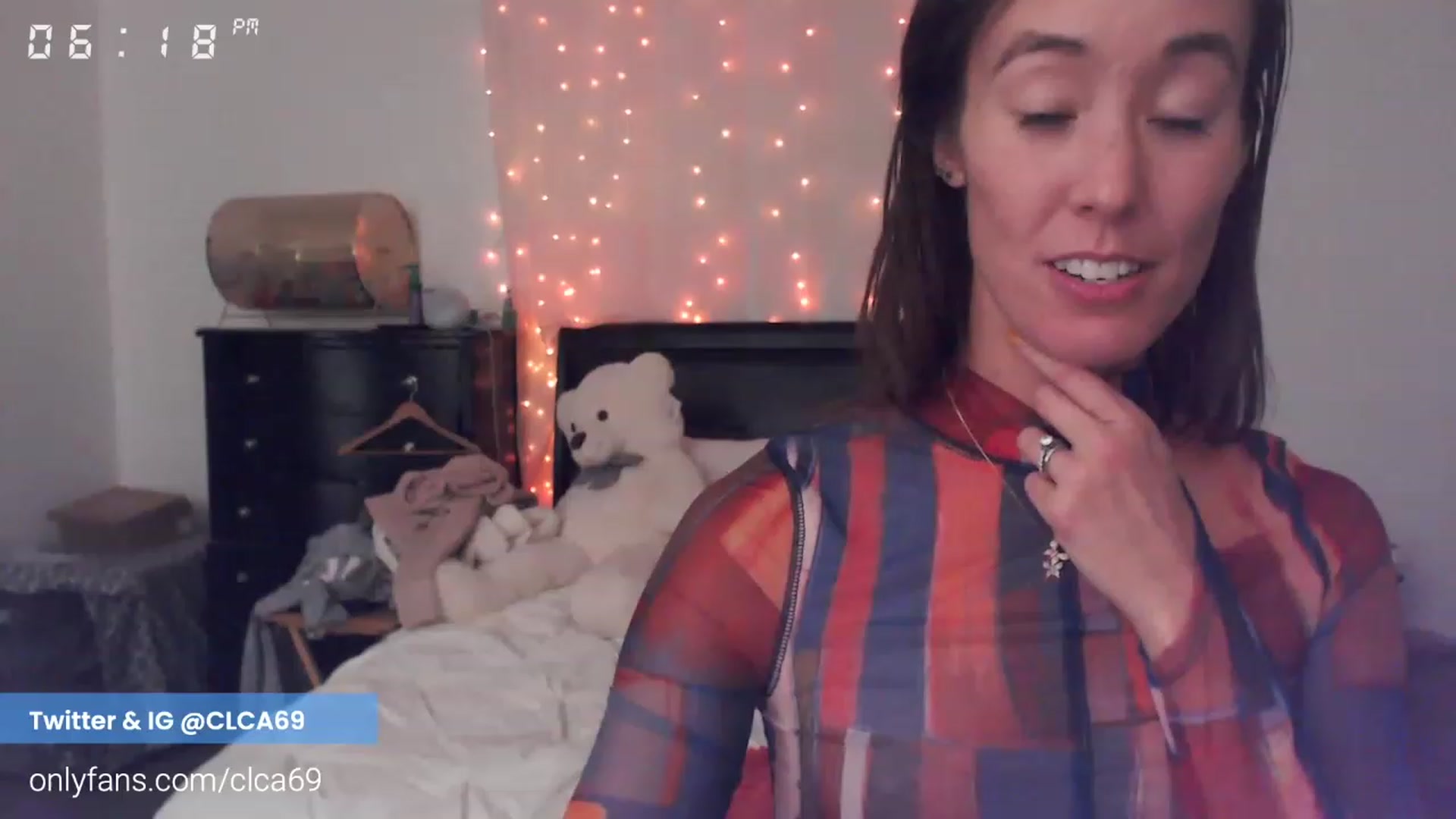 Gallery image thumbnail from Christy_Love's myfreecams stream on, 11/27/2022, 02:30 image 13 of 20
