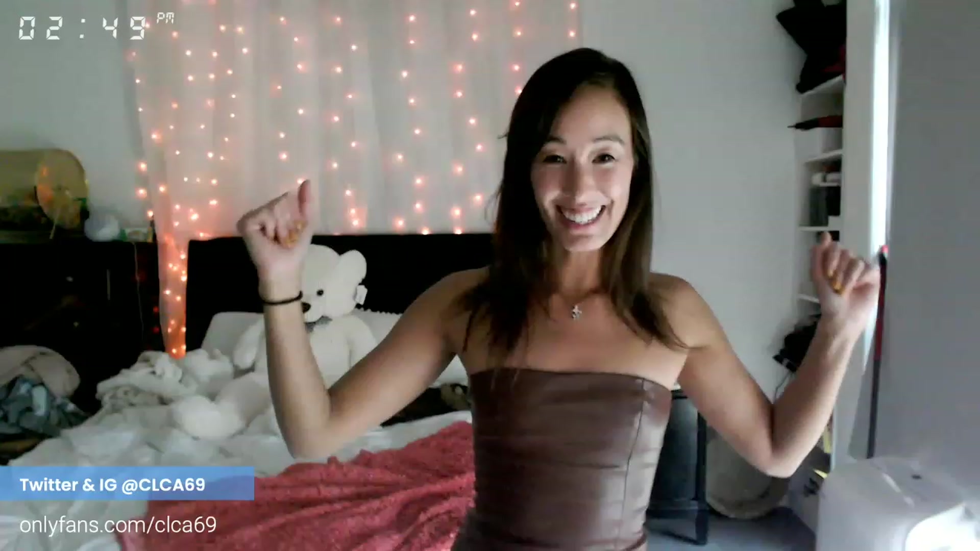 Gallery image thumbnail from Christy_Love's myfreecams stream on, 11/28/2022, 22:59 image 14 of 20