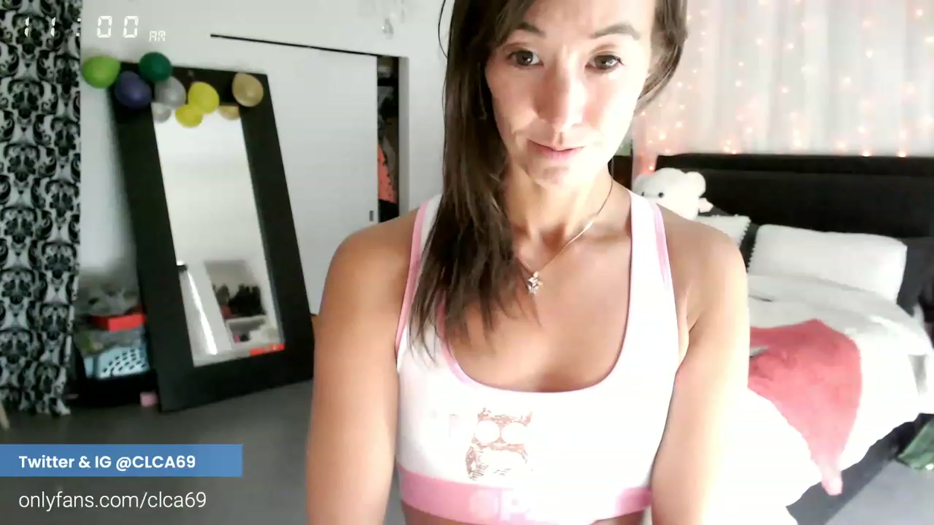 Gallery image thumbnail from Christy_Love's myfreecams stream on, 12/01/2022, 19:15 image 5 of 20