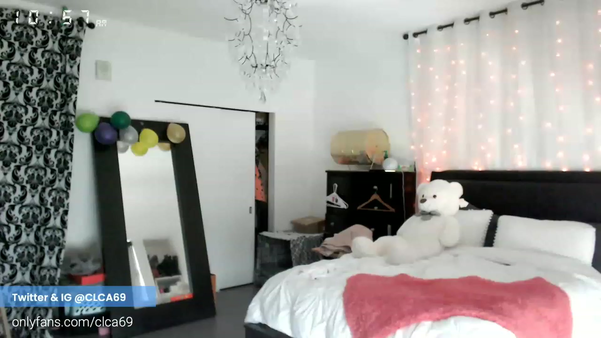 Gallery image thumbnail from Christy_Love's myfreecams stream on, 12/01/2022, 19:15 image 1 of 20