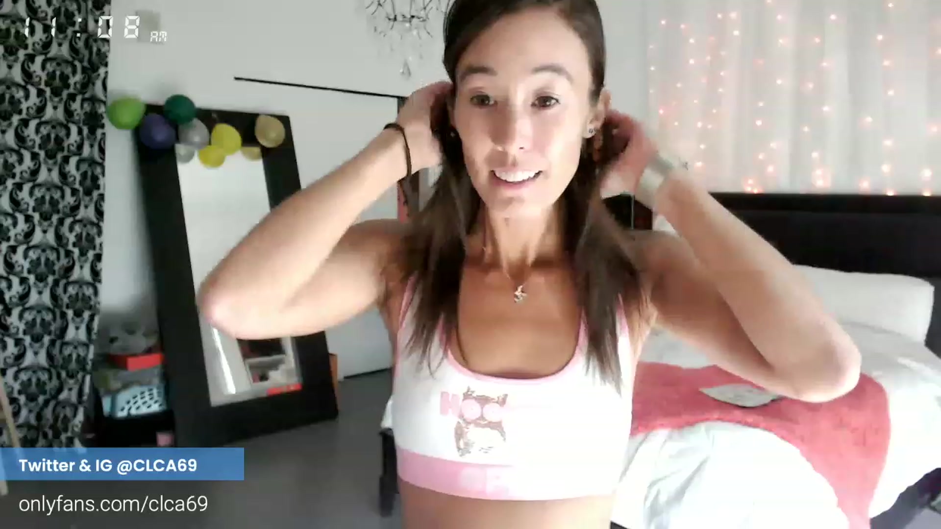 Gallery image thumbnail from Christy_Love's myfreecams stream on, 12/01/2022, 19:15 image 14 of 20