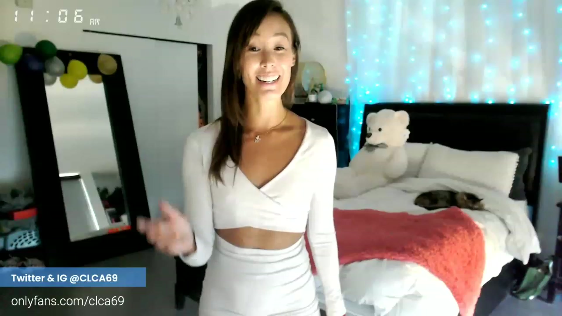 Gallery image thumbnail from Christy_Love's myfreecams stream on, 12/05/2022, 19:19 image 17 of 20