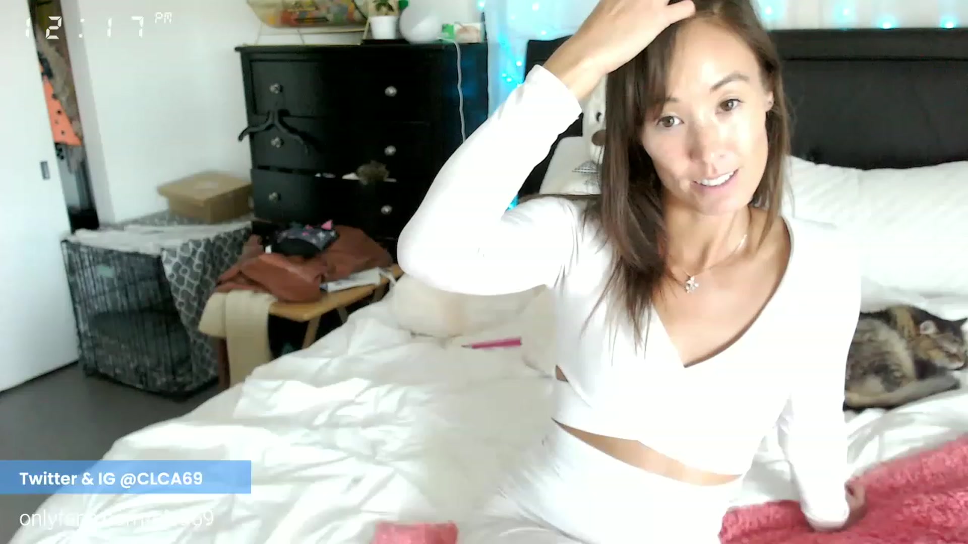 Gallery image thumbnail from Christy_Love's myfreecams stream on, 12/05/2022, 20:49 image 13 of 20