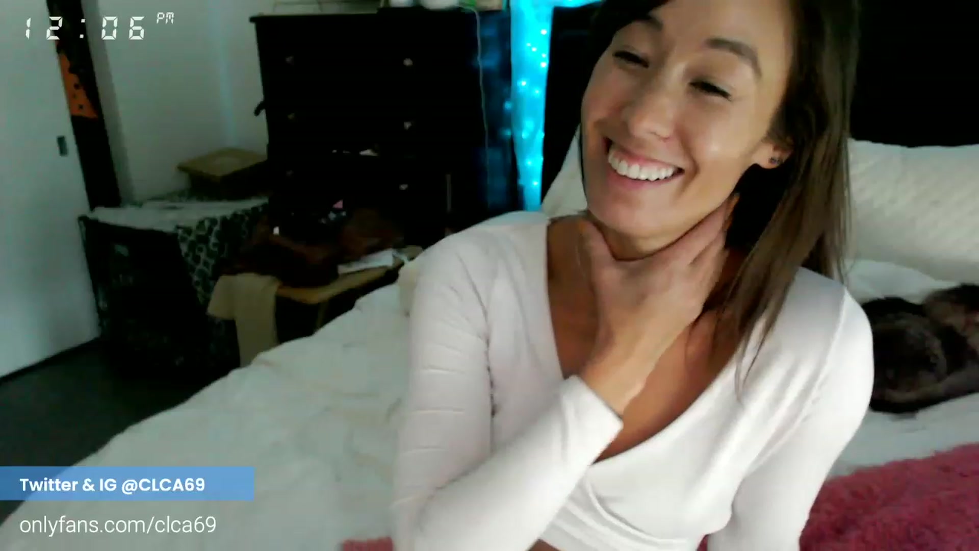 Gallery image thumbnail from Christy_Love's myfreecams stream on, 12/05/2022, 20:49 image 10 of 20