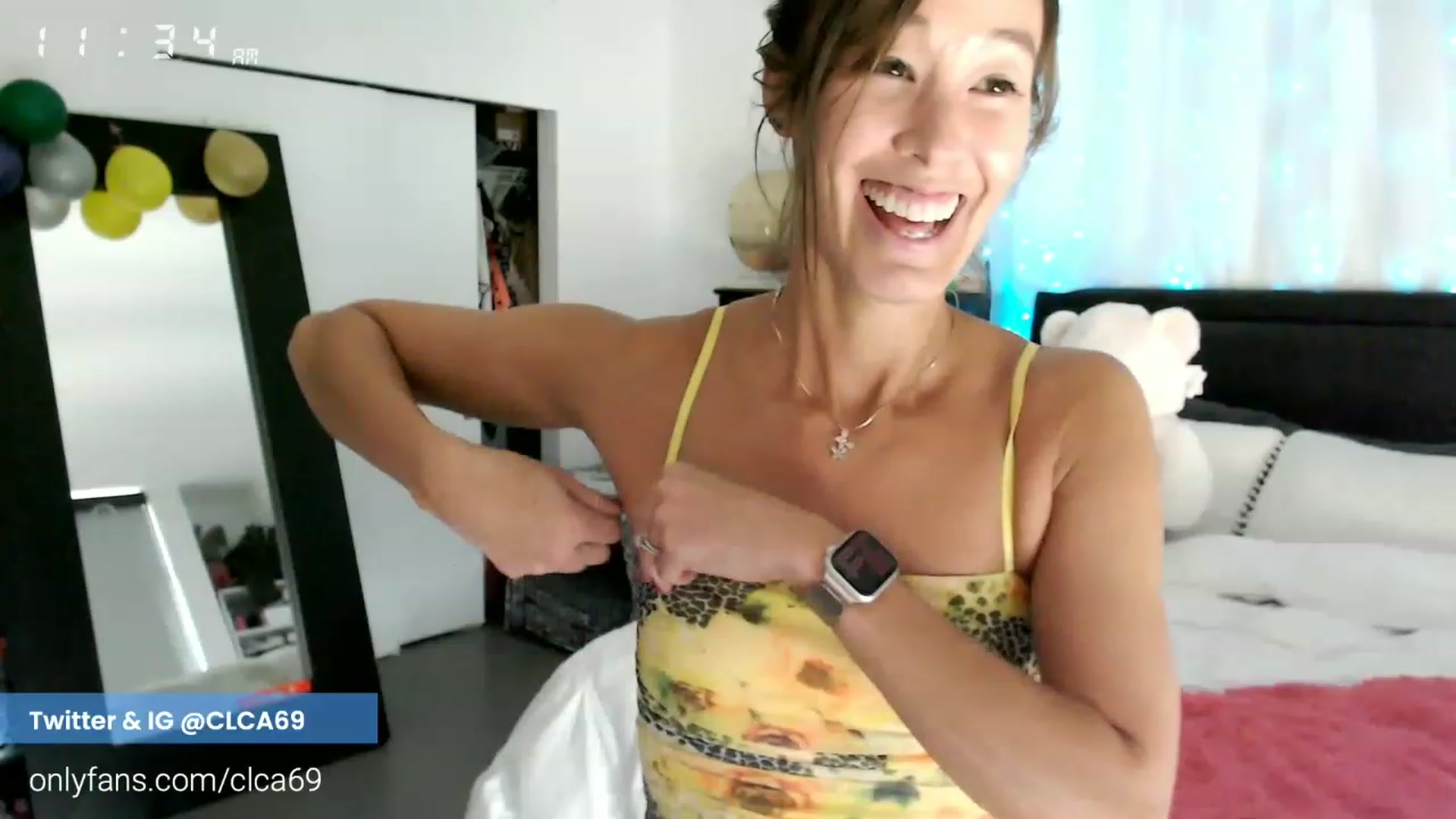 Gallery image thumbnail from Christy_Love's myfreecams stream on, 12/06/2022, 20:12 image 12 of 20