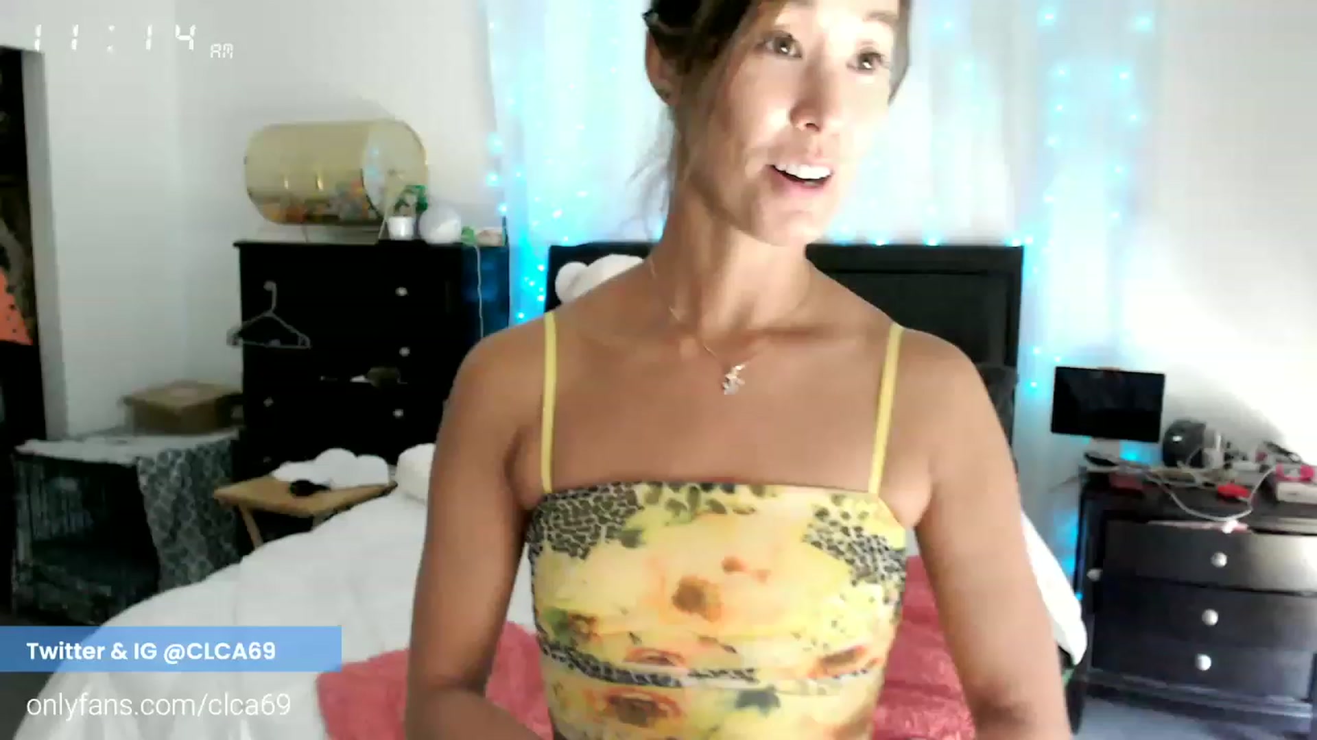Gallery image thumbnail from Christy_Love's myfreecams stream on, 12/06/2022, 20:12 image 7 of 20
