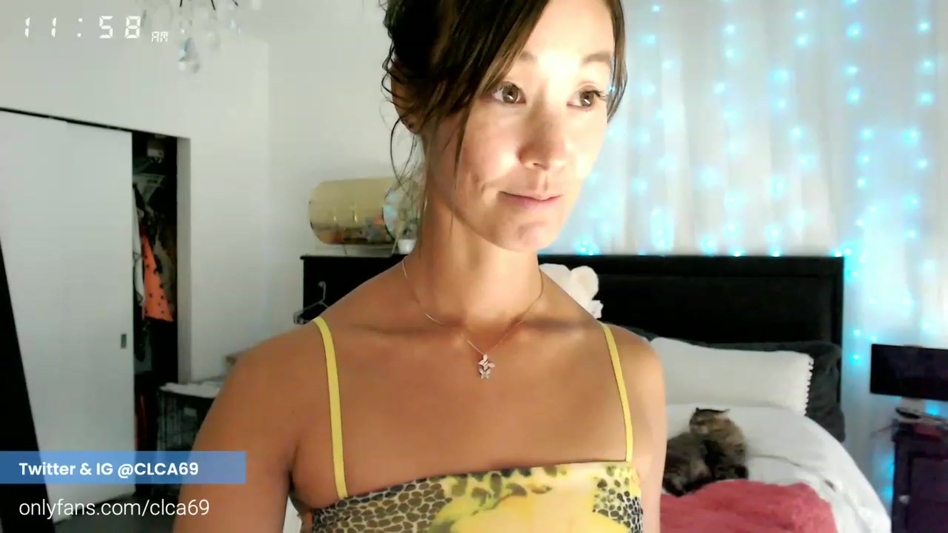 Gallery image thumbnail from Christy_Love's myfreecams stream on, 12/06/2022, 20:12 image 18 of 20