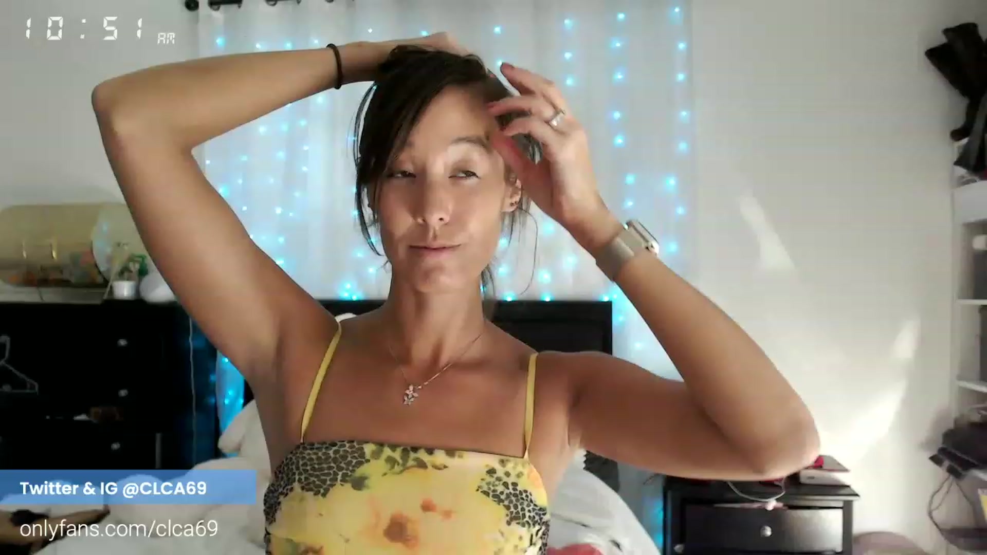 Gallery image thumbnail from Christy_Love's myfreecams stream on, 12/06/2022, 20:12 image 1 of 20