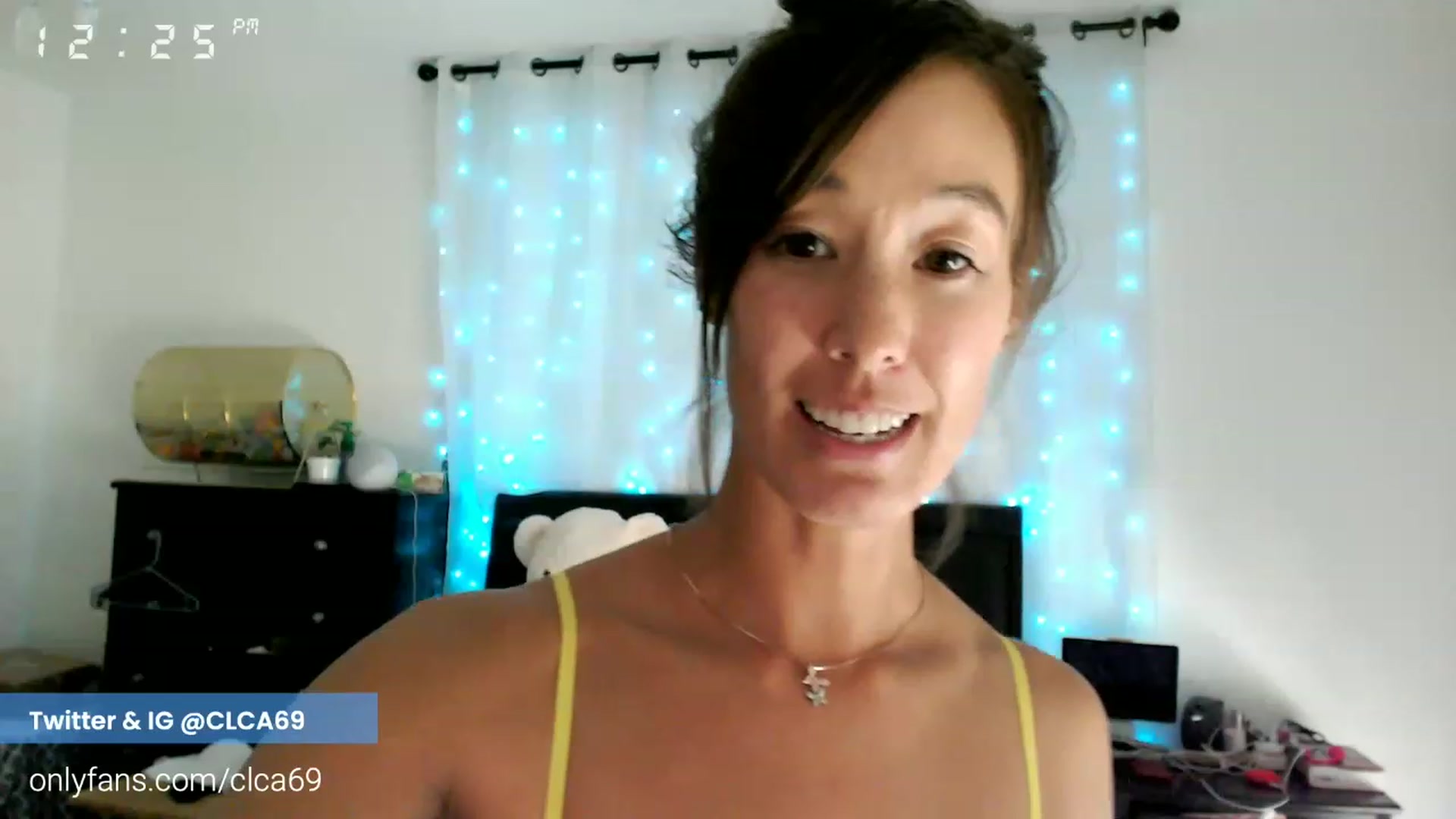 Gallery image thumbnail from Christy_Love's myfreecams stream on, 12/06/2022, 20:34 image 7 of 20