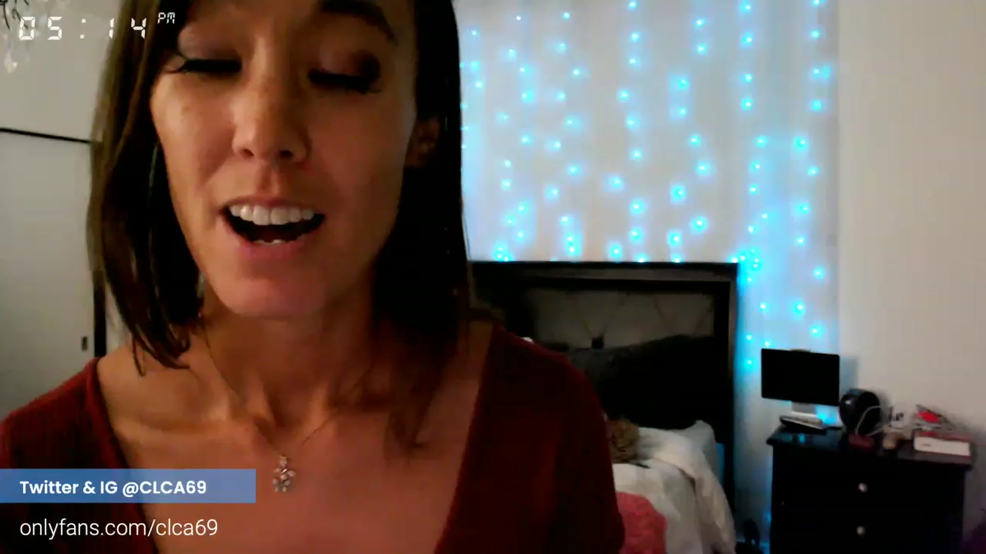 Gallery image thumbnail from Christy_Love's myfreecams stream on, 12/08/2022, 01:34 image 12 of 20
