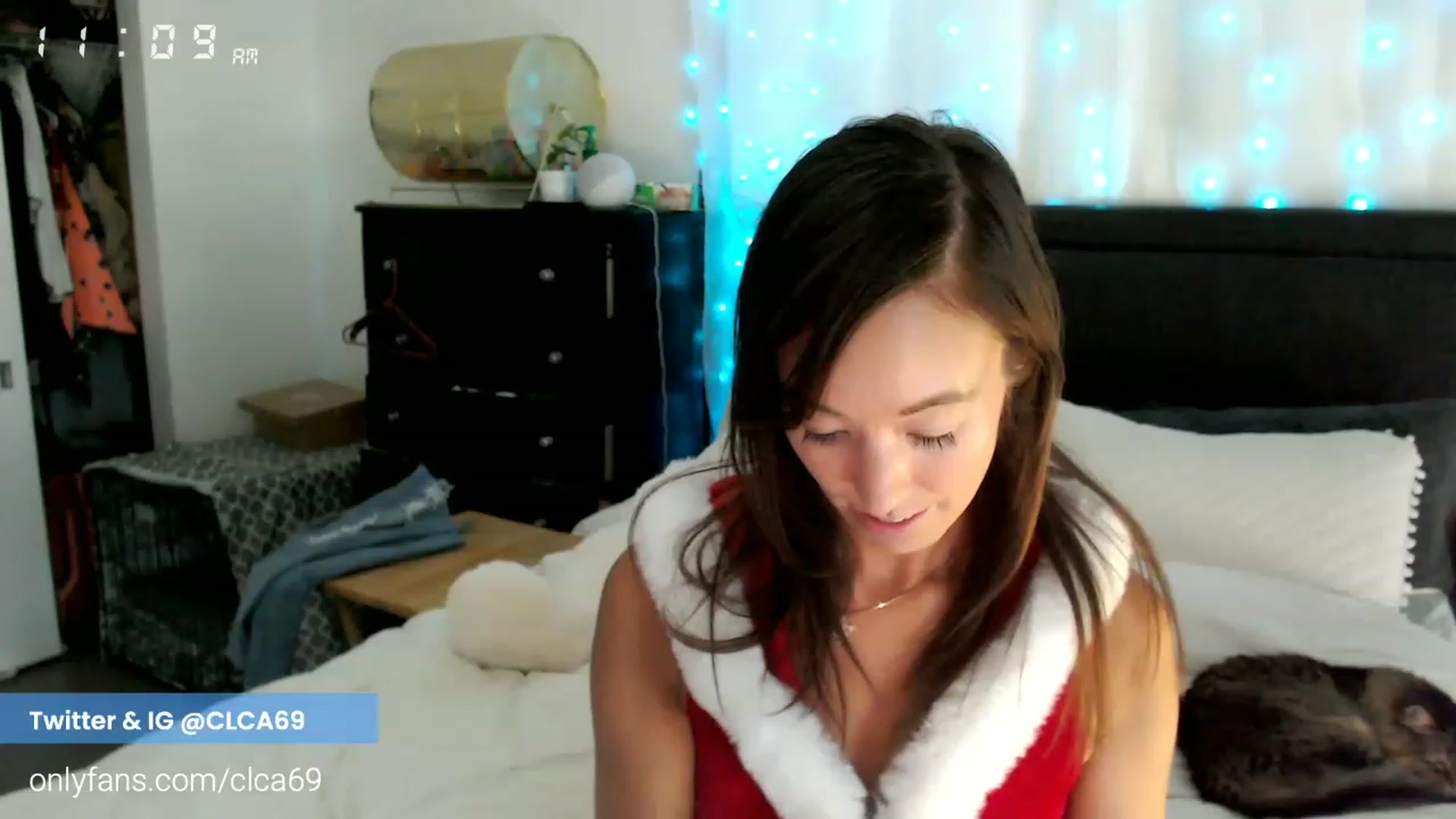 Gallery image thumbnail from Christy_Love's myfreecams stream on, 12/08/2022, 20:31 image 1 of 20
