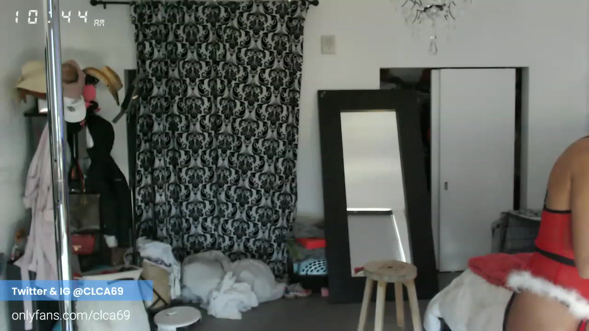 Gallery image thumbnail from Christy_Love's myfreecams stream on, 12/24/2022, 19:02 image 4 of 20