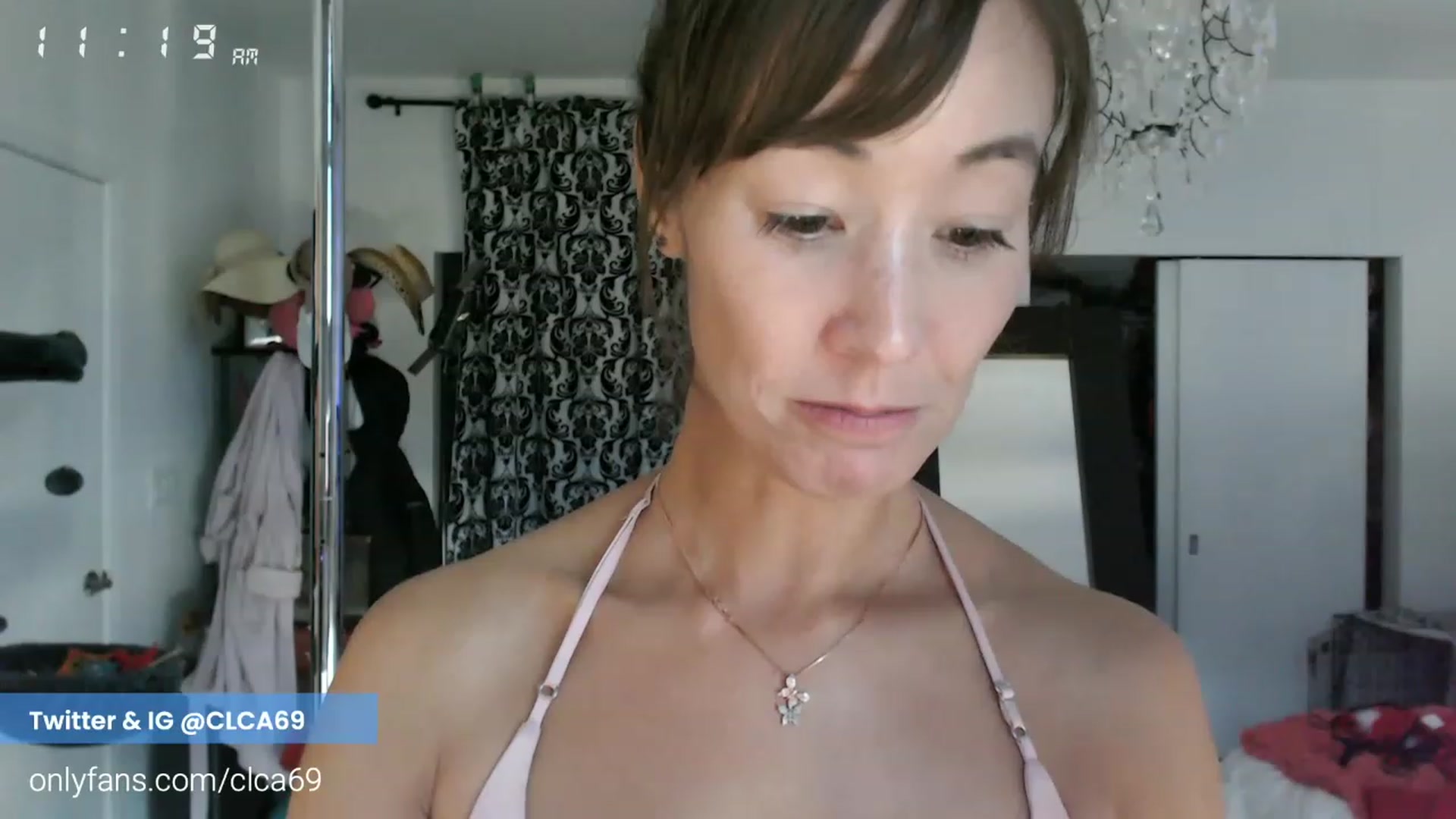 Gallery image thumbnail from Christy_Love's myfreecams stream on, 12/24/2022, 19:49 image 3 of 20