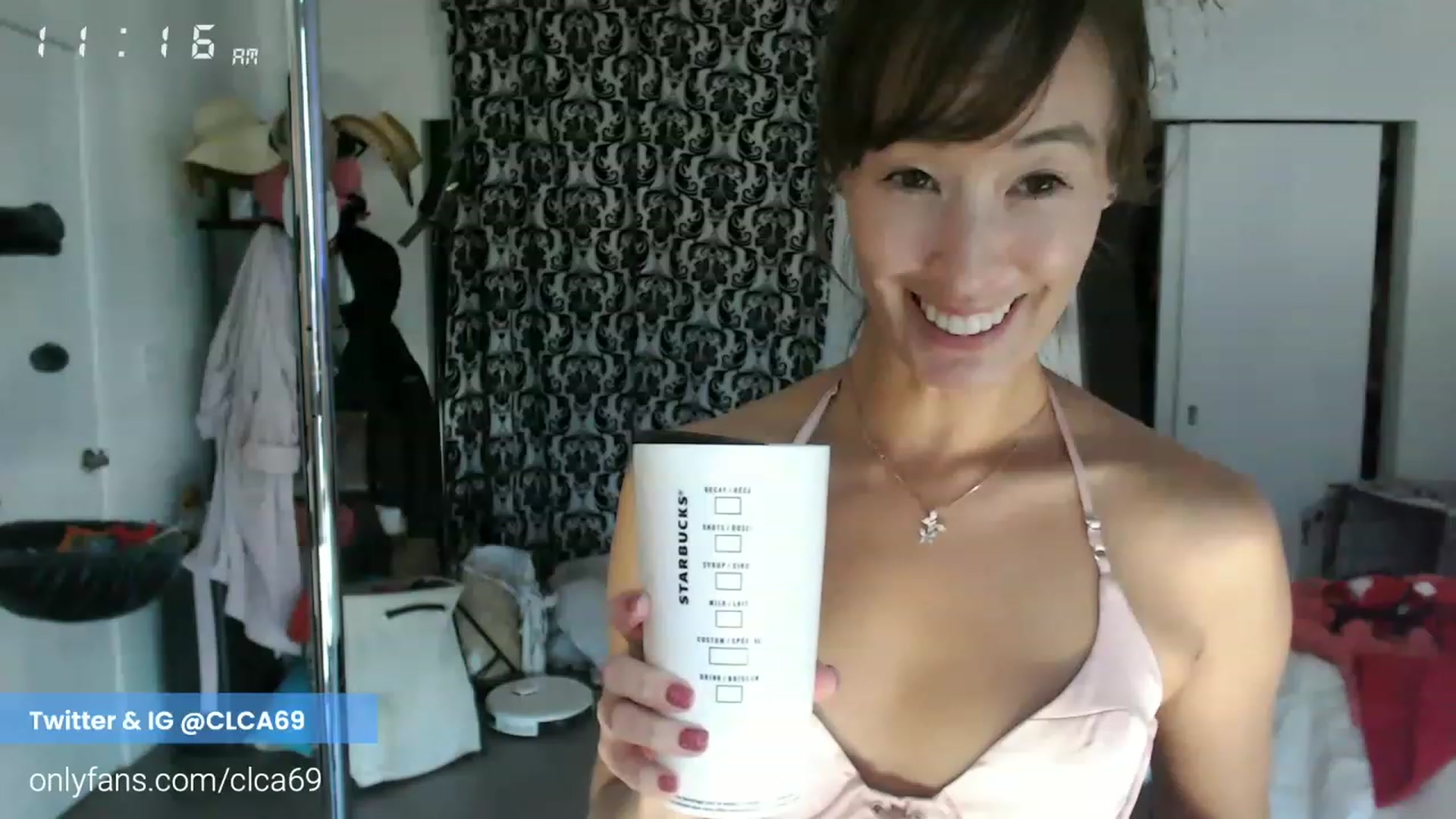 Gallery image thumbnail from Christy_Love's myfreecams stream on, 12/24/2022, 19:49 image 1 of 20
