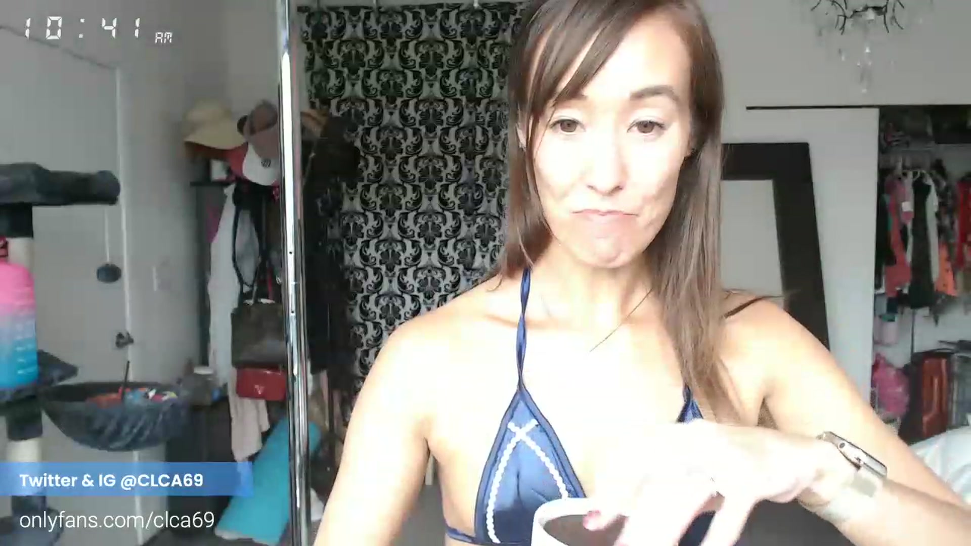 Gallery image thumbnail from Christy_Love's myfreecams stream on, 12/29/2022, 18:46 image 16 of 20