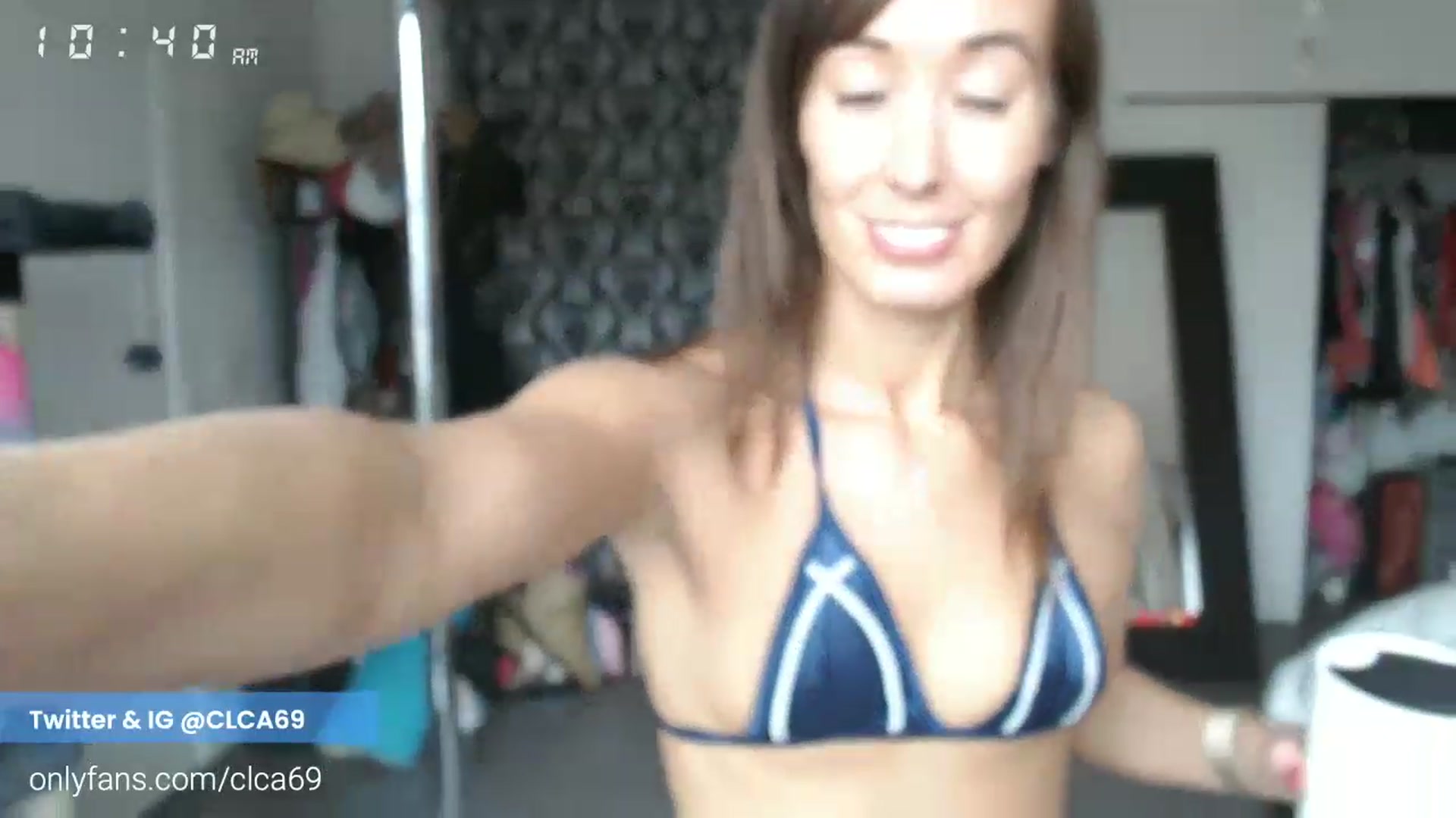 Gallery image thumbnail from Christy_Love's myfreecams stream on, 12/29/2022, 18:46 image 15 of 20