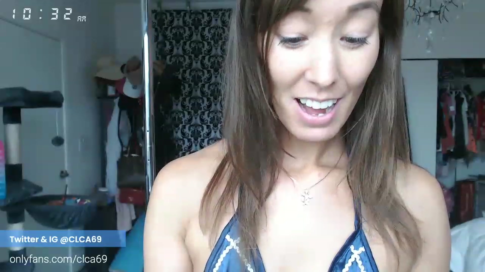 Gallery image thumbnail from Christy_Love's myfreecams stream on, 12/29/2022, 18:46 image 3 of 20
