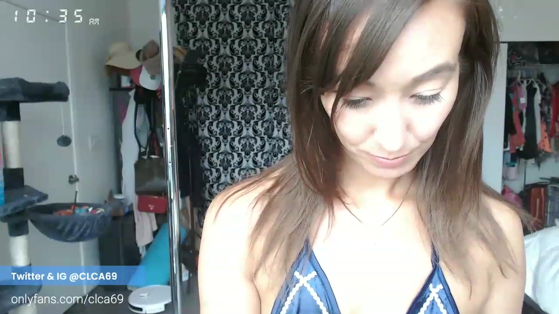 Gallery image thumbnail from Christy_Love's myfreecams stream on, 12/29/2022, 18:46 image 7 of 20