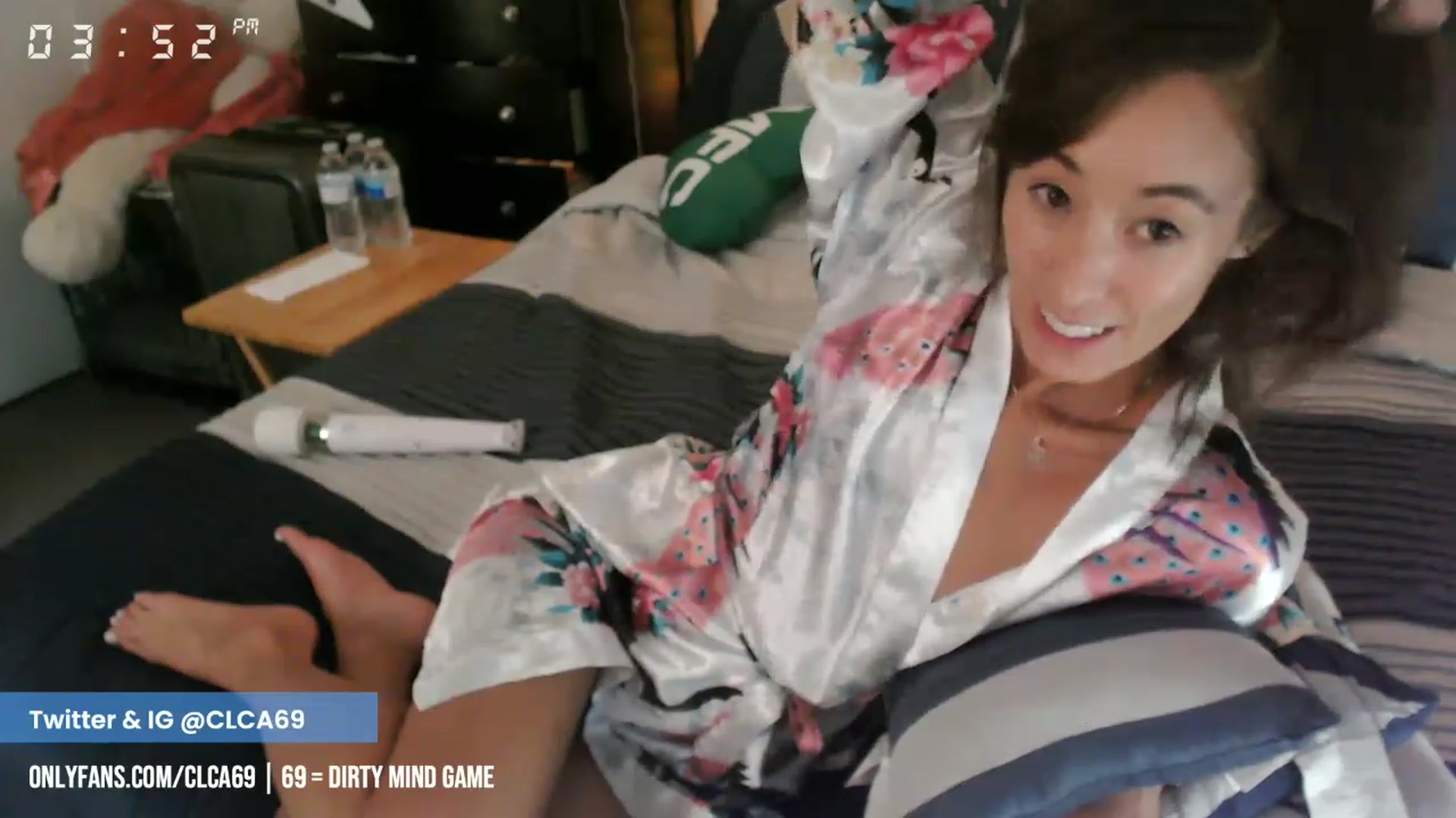 Gallery image thumbnail from Christy_Love's myfreecams stream on, 01/10/2023, 24:01 image 16 of 20